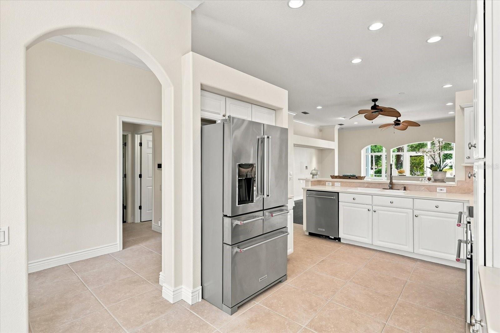 10209 SILVERADO CIR