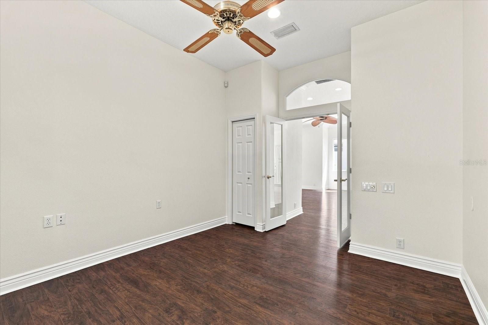 10209 SILVERADO CIR