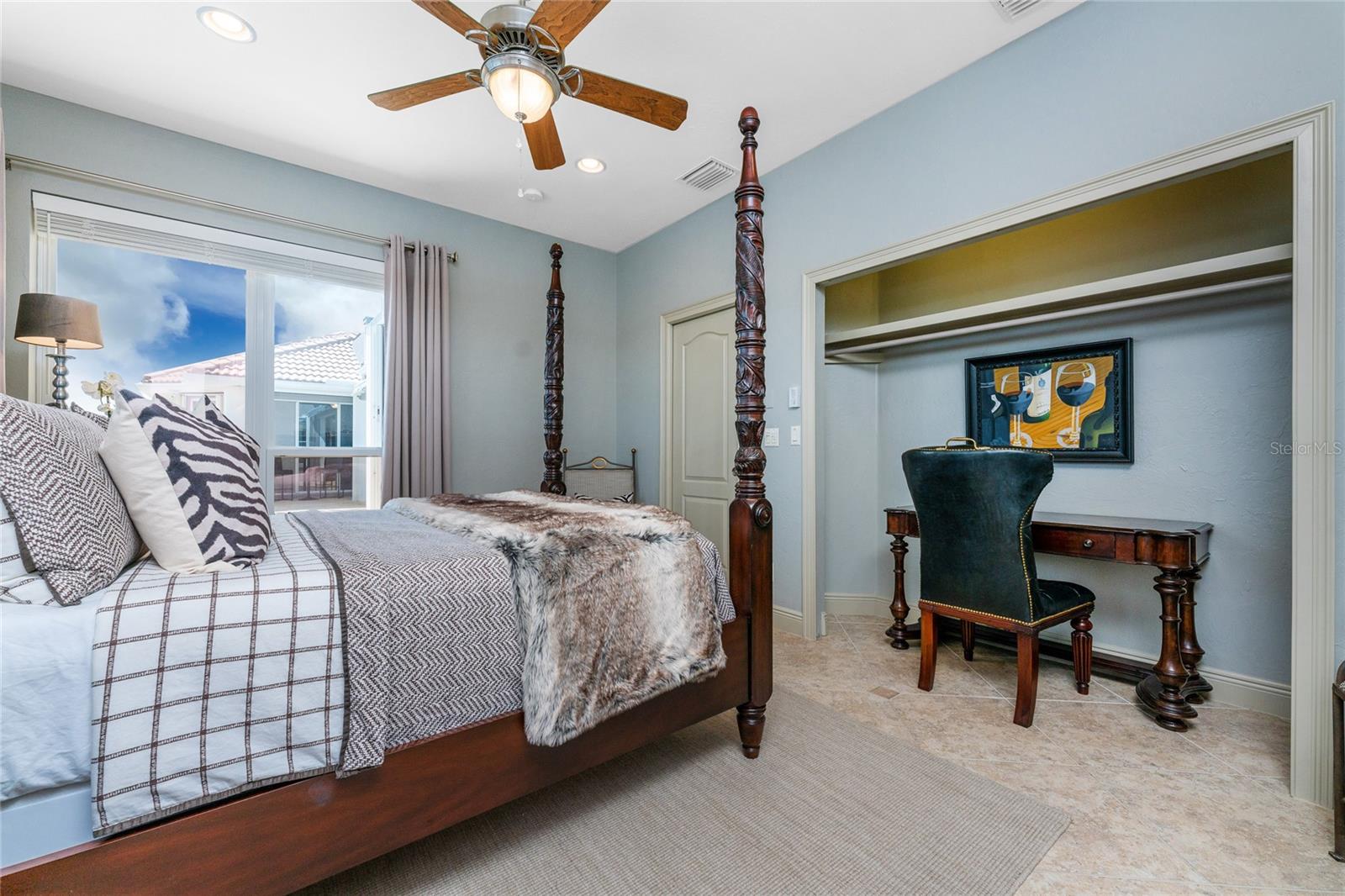 3954 CROOKED ISLAND DR