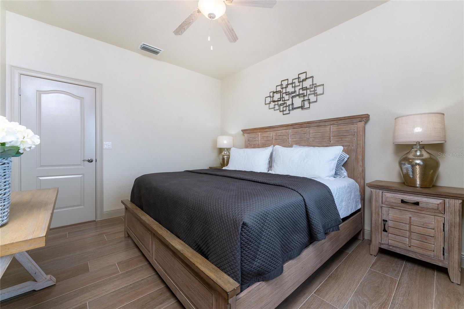 3954 CROOKED ISLAND DR