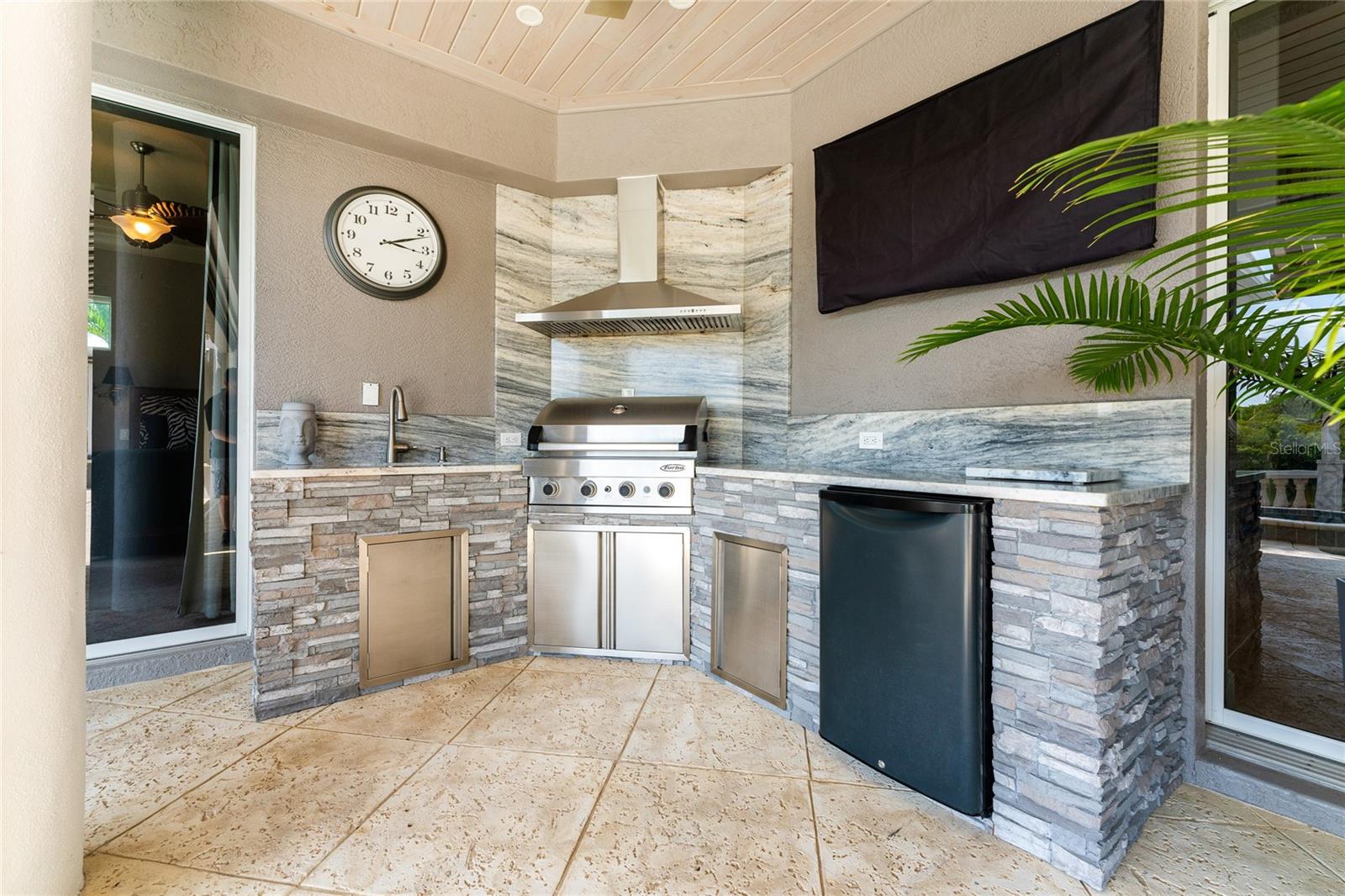 3954 CROOKED ISLAND DR