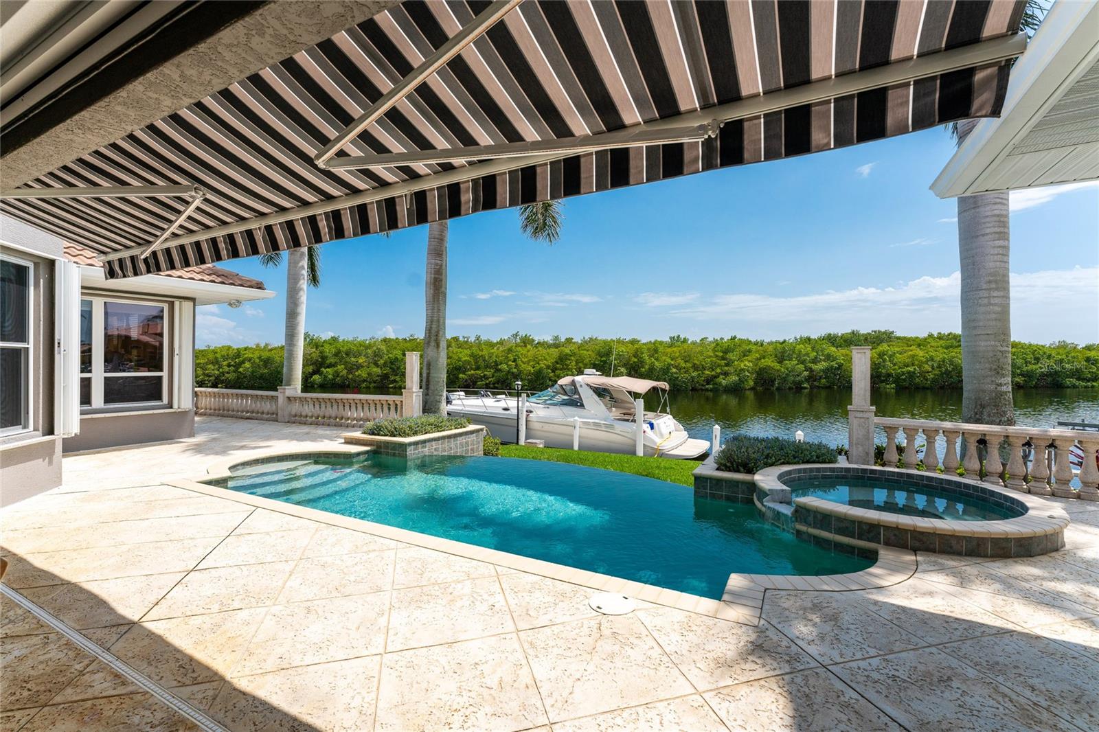 3954 CROOKED ISLAND DR