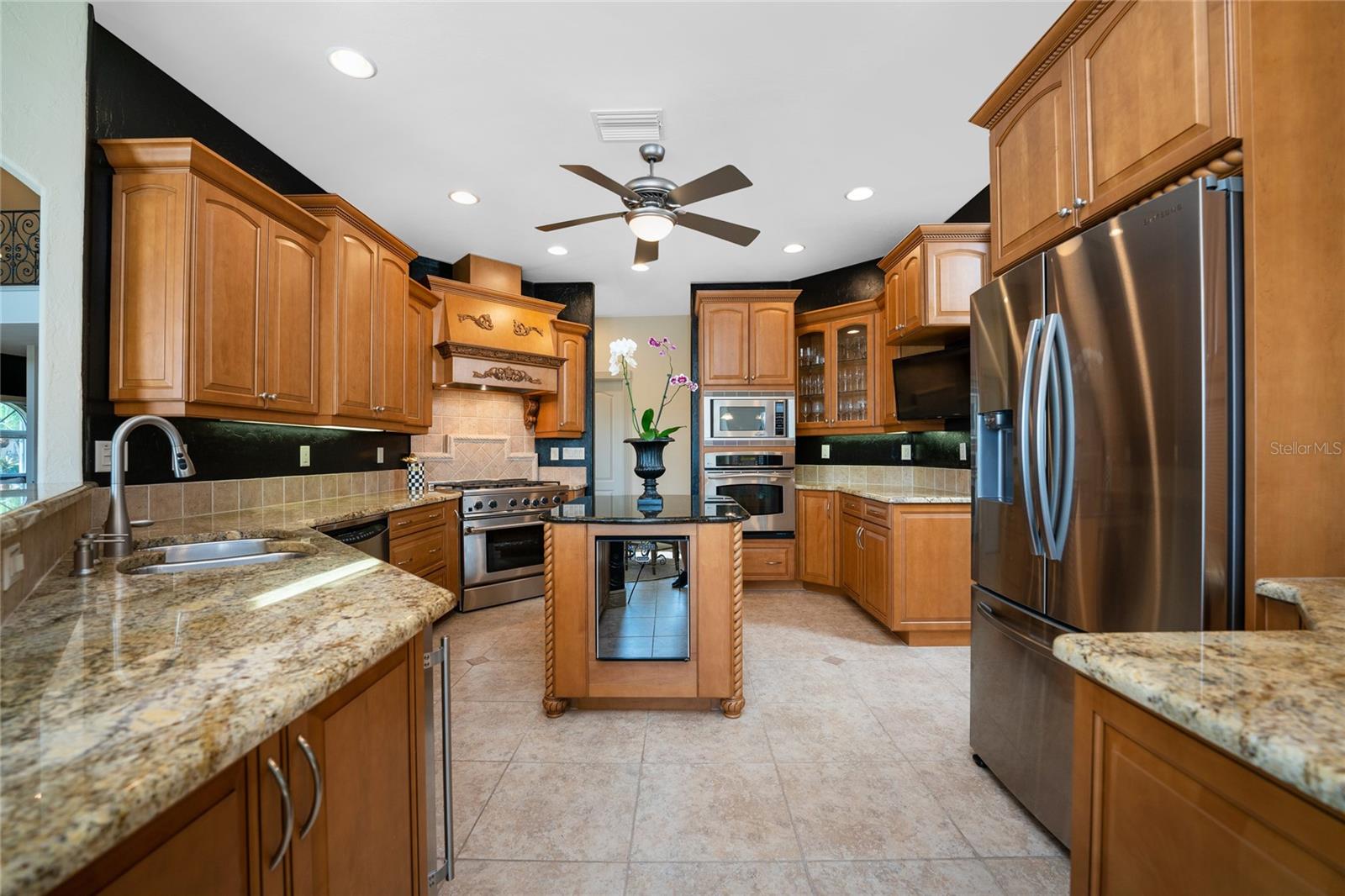 3954 CROOKED ISLAND DR