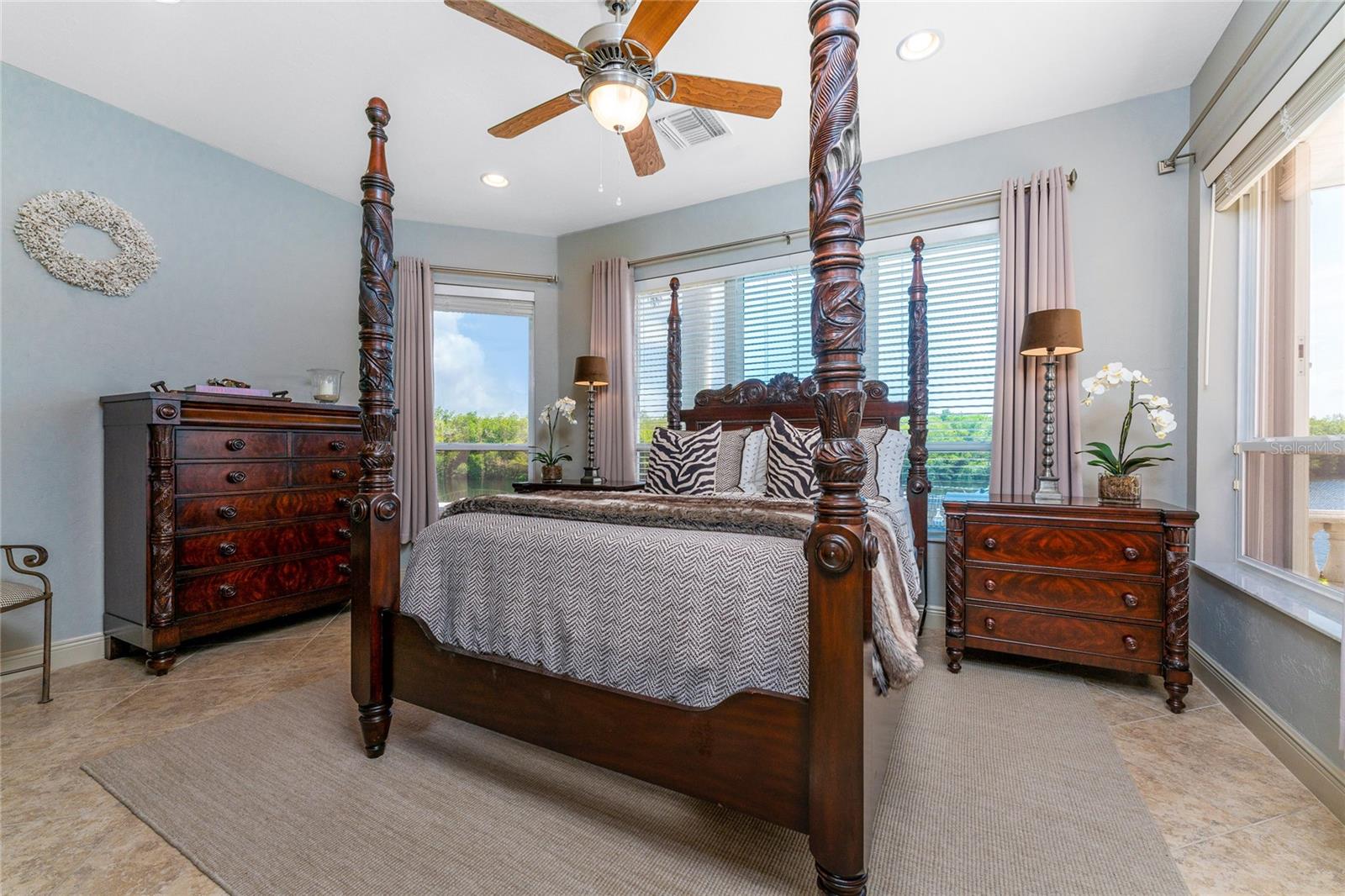 3954 CROOKED ISLAND DR