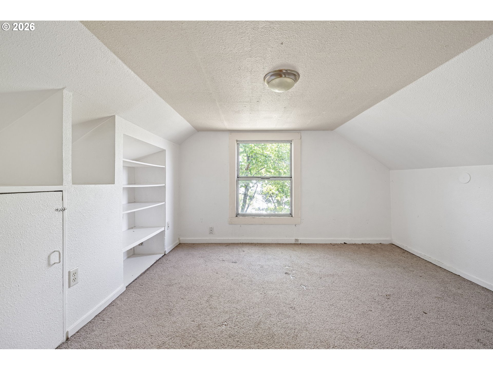 401 DEAL ST