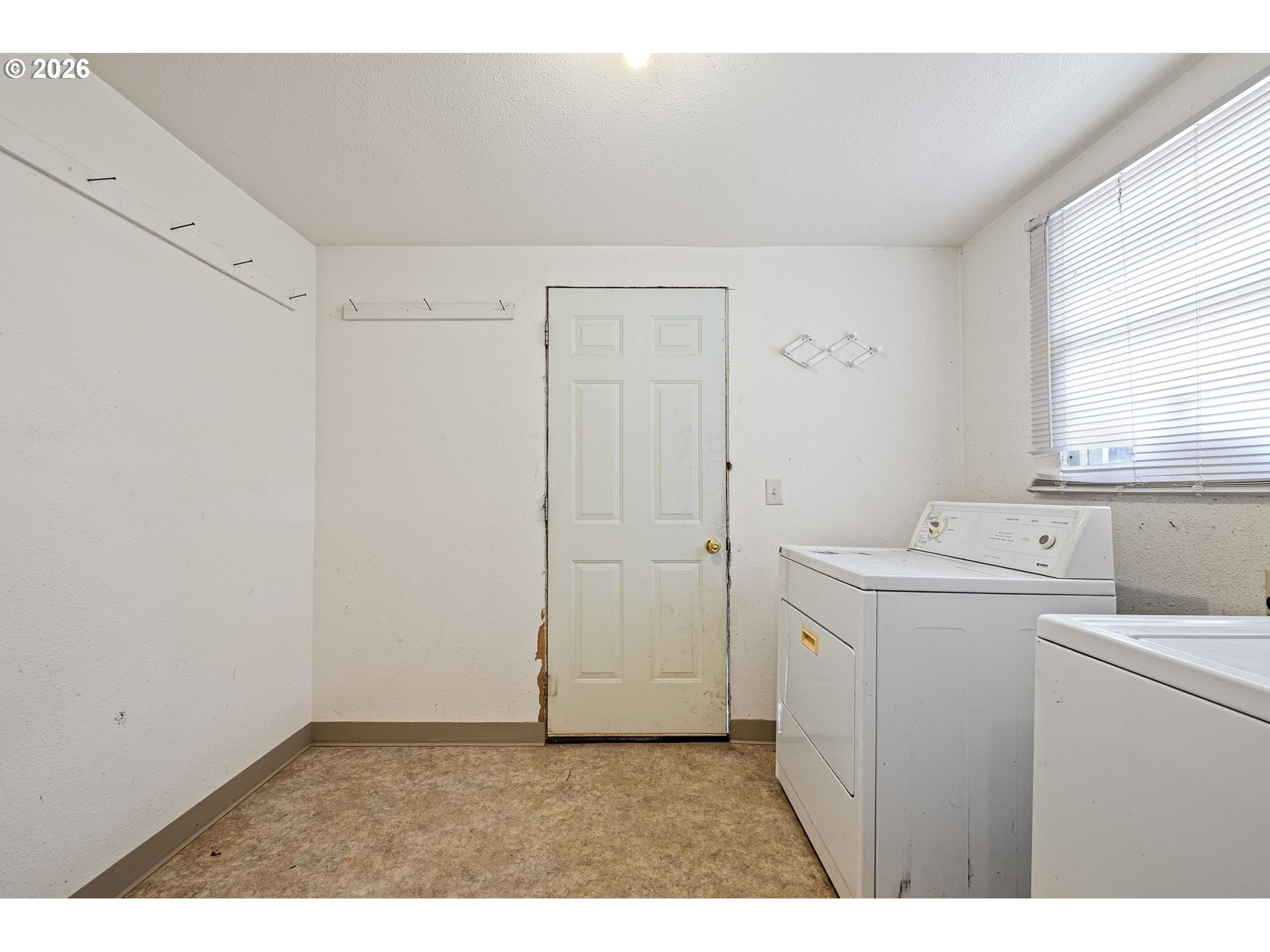 401 DEAL ST