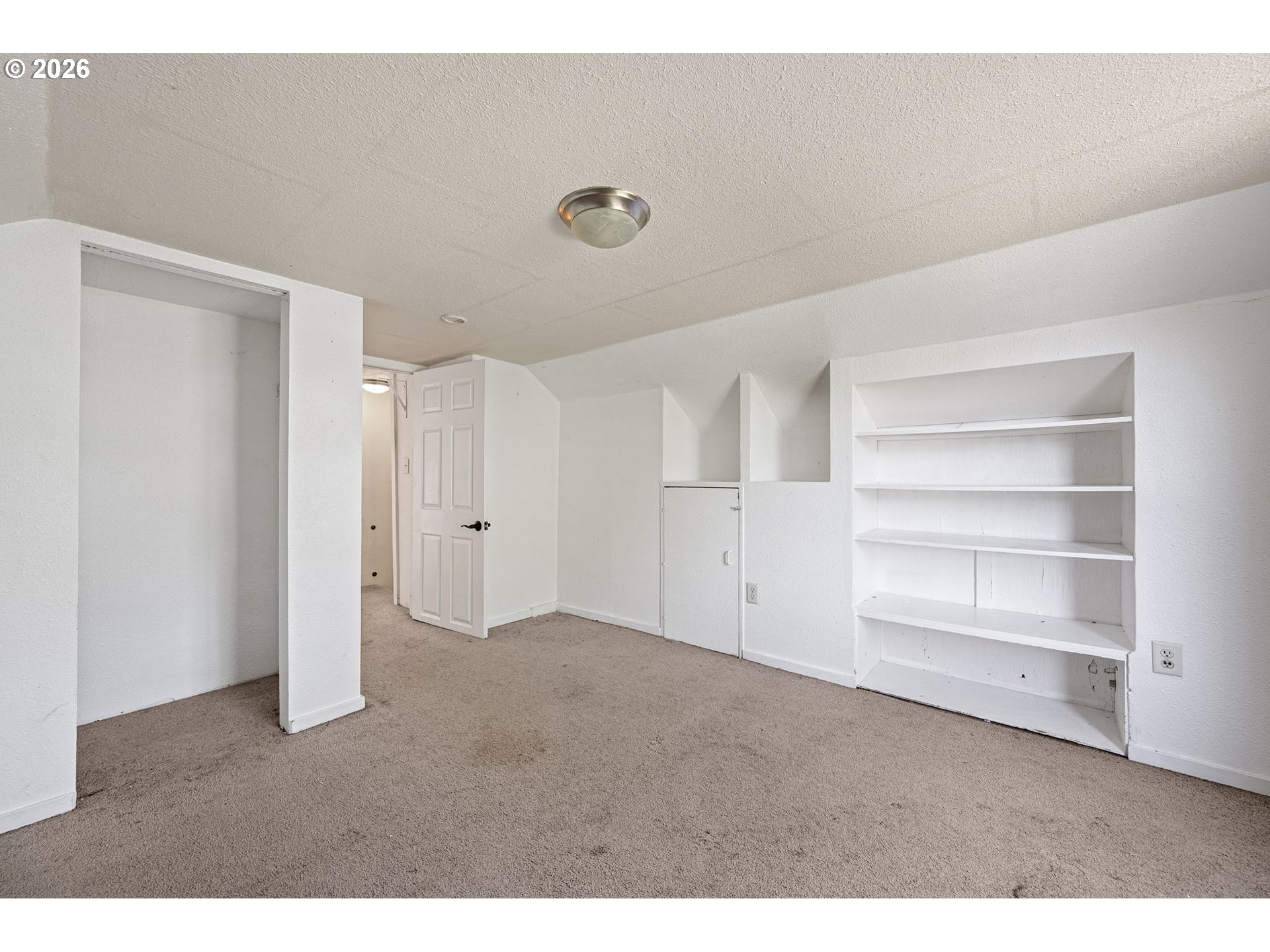 401 DEAL ST