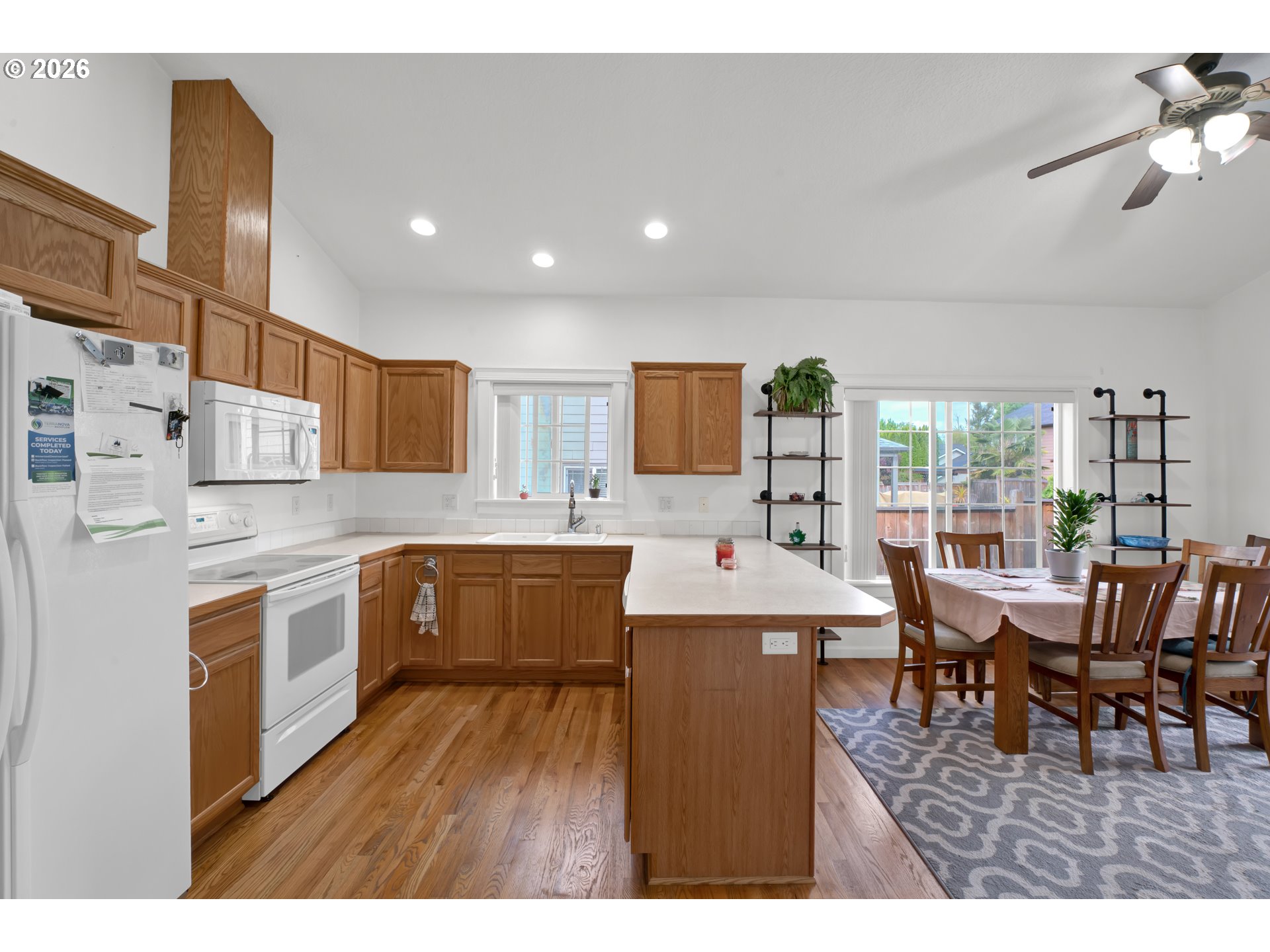 3392 FALCON DR