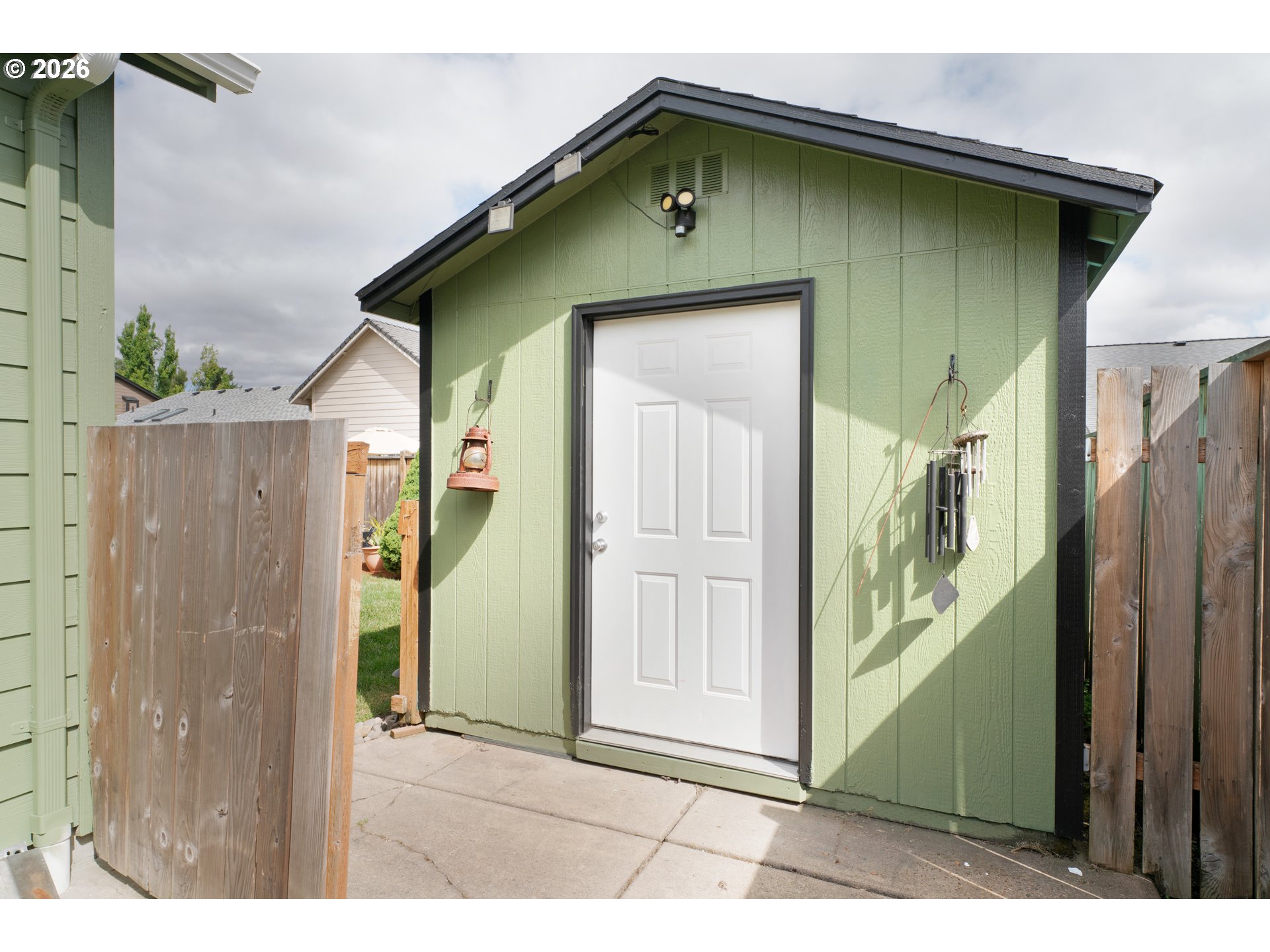 3392 FALCON DR