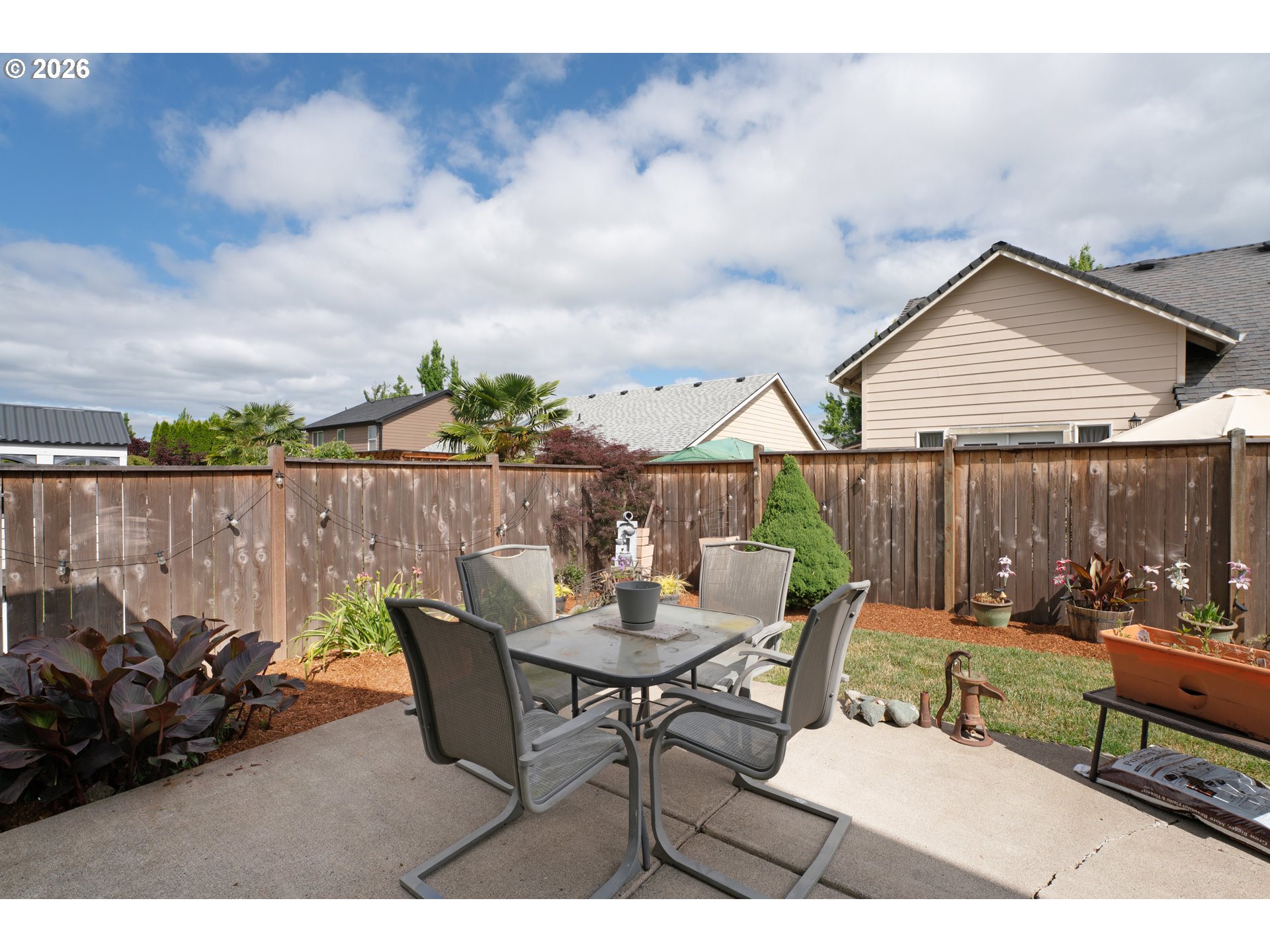3392 FALCON DR