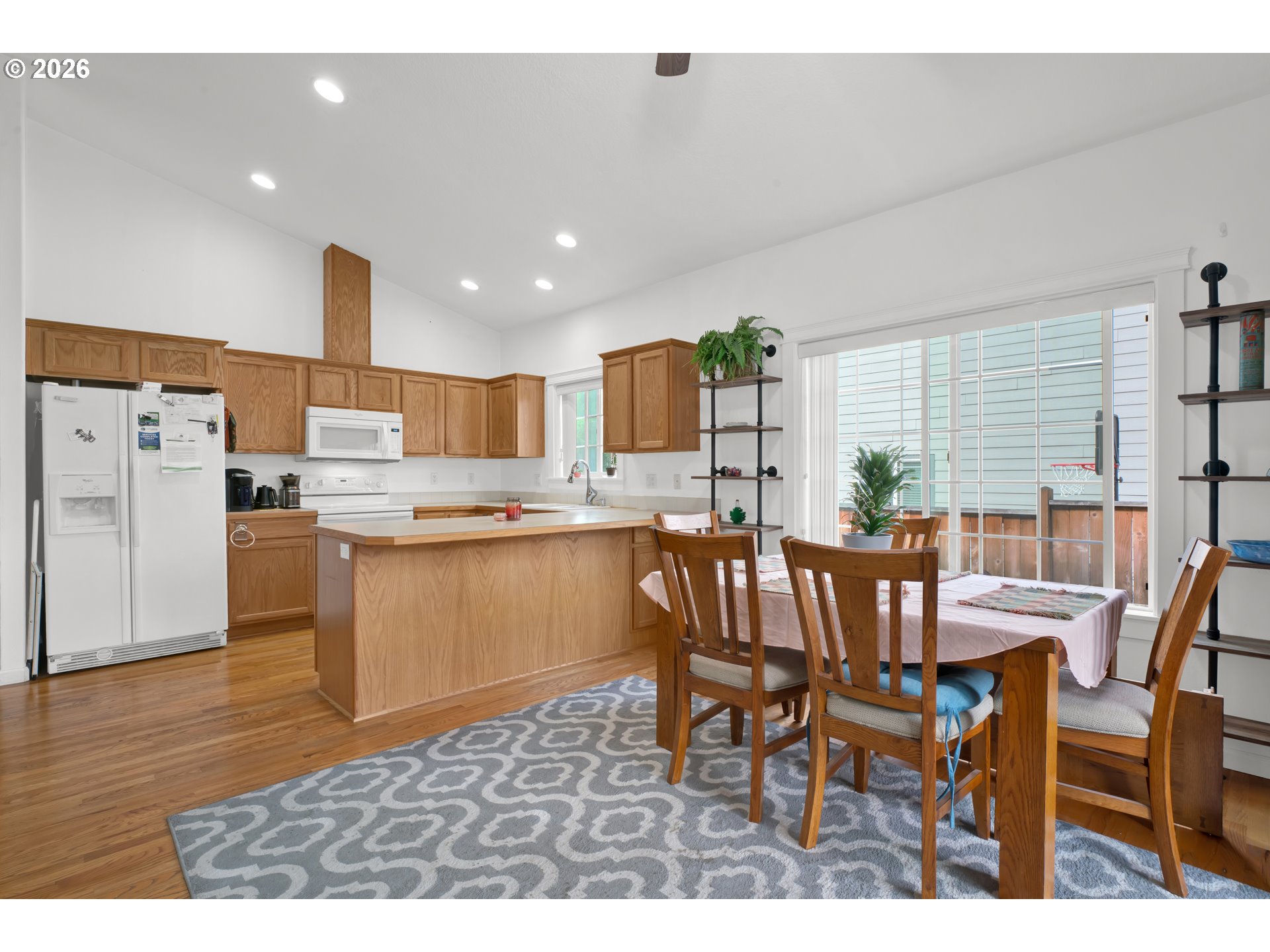 3392 FALCON DR