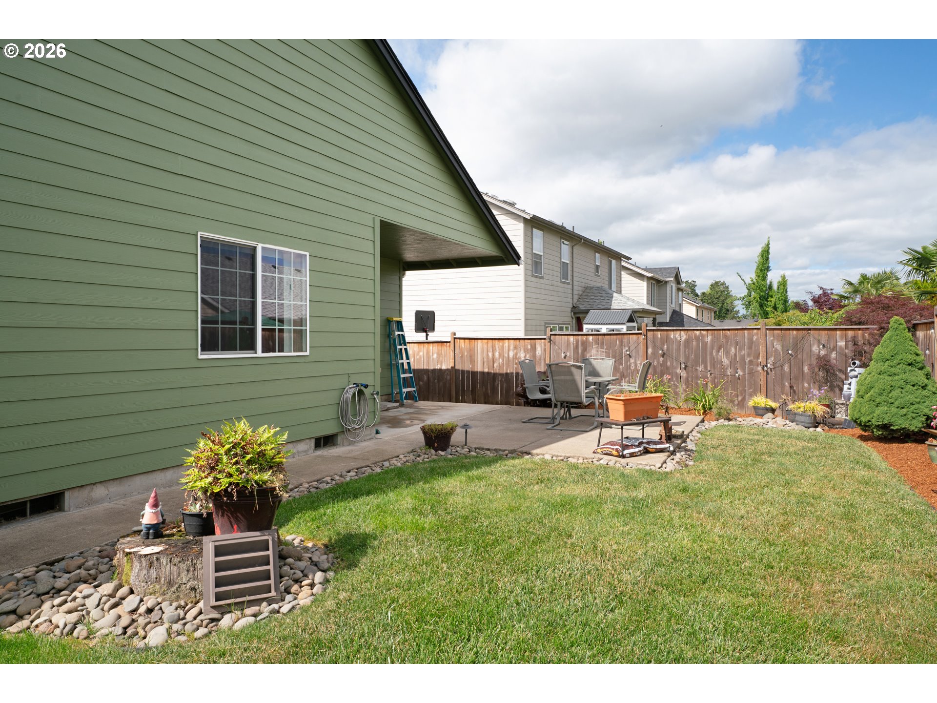 3392 FALCON DR