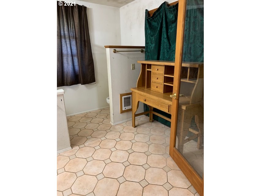 37811 UPPER CAMP CREEK RD