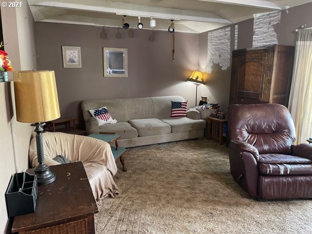 37811 UPPER CAMP CREEK RD