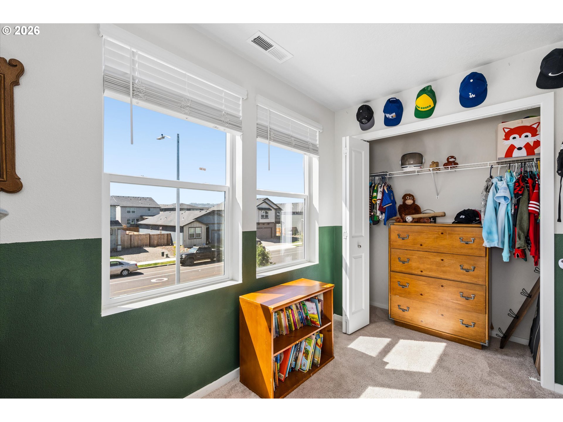 2906 V ST