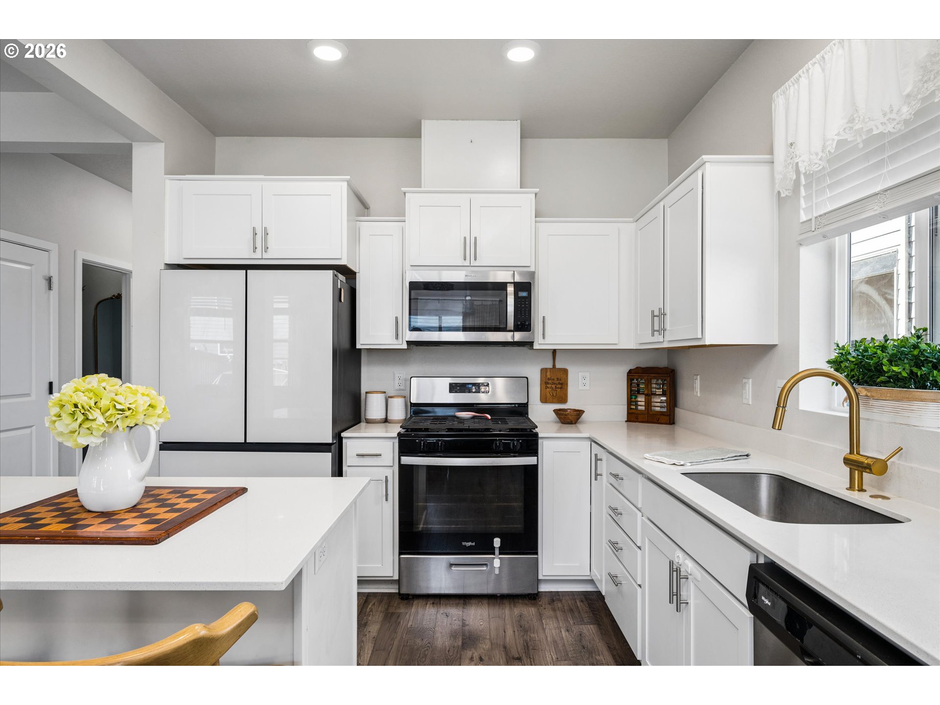 2906 V ST