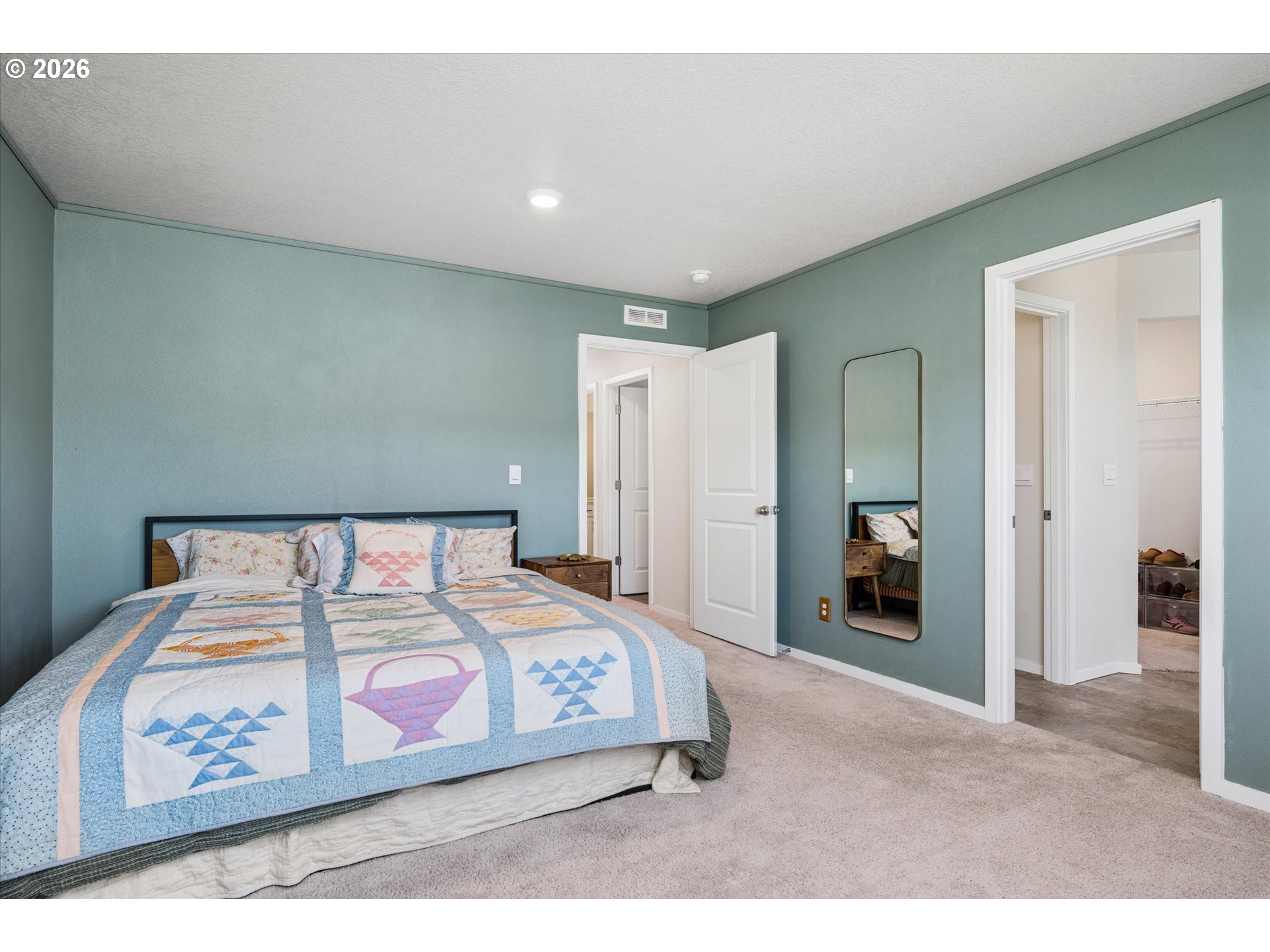 2906 V ST