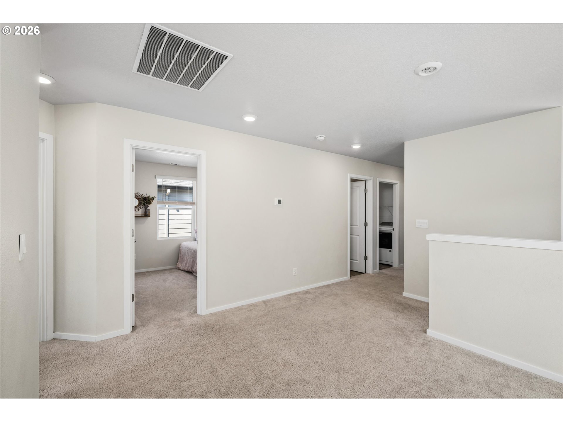 2906 V ST