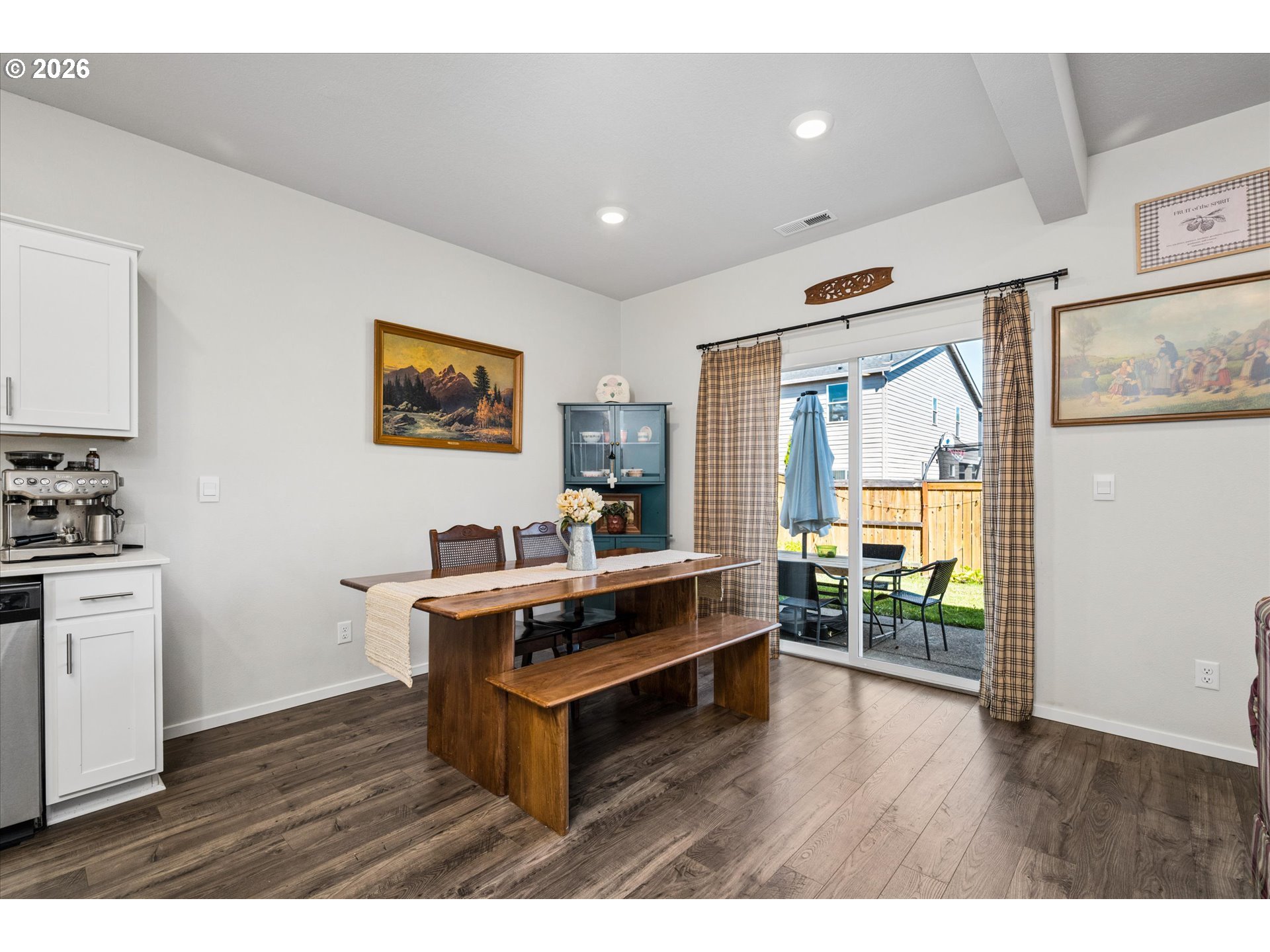 2906 V ST