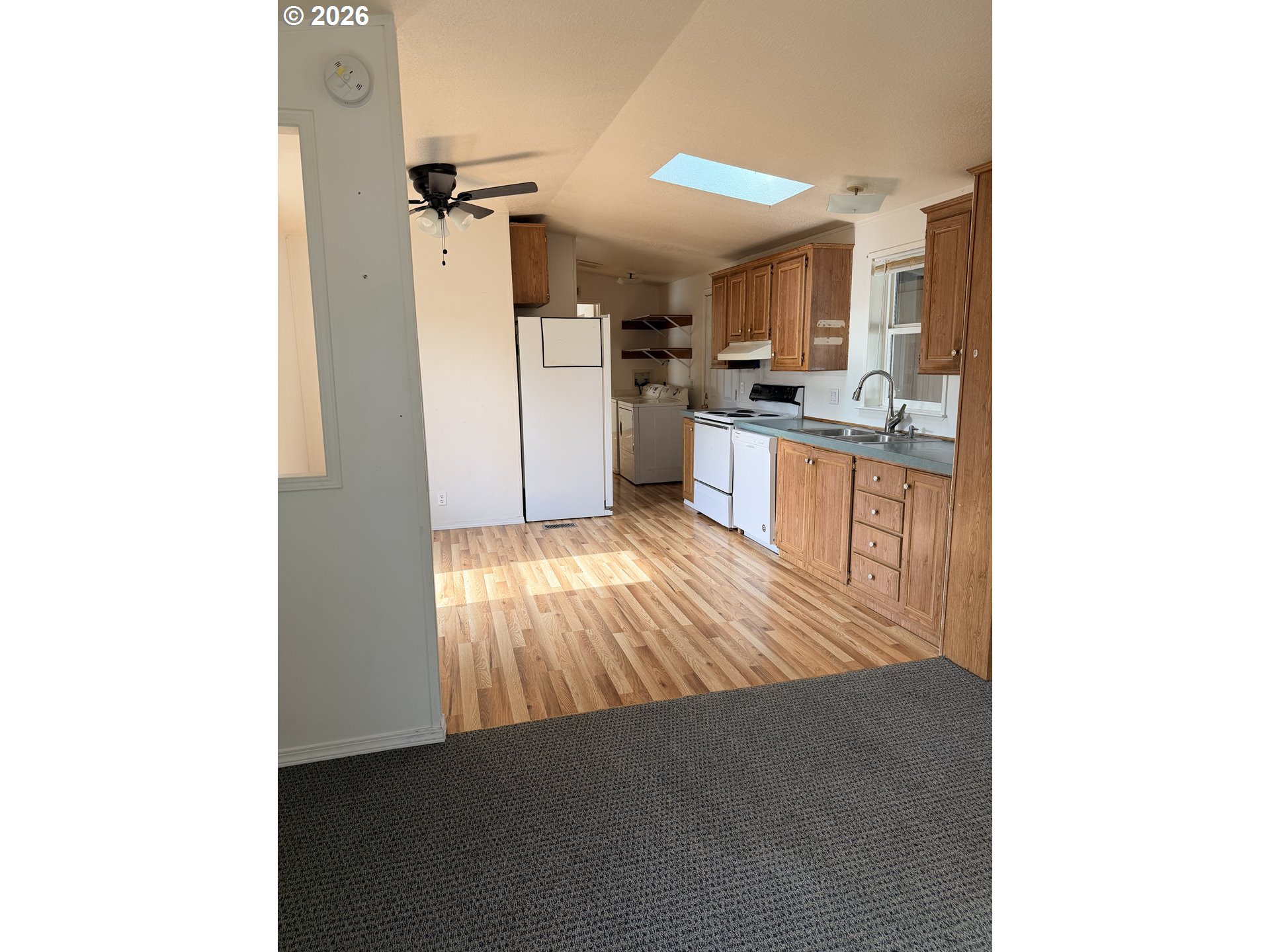 700 N MILL ST 100