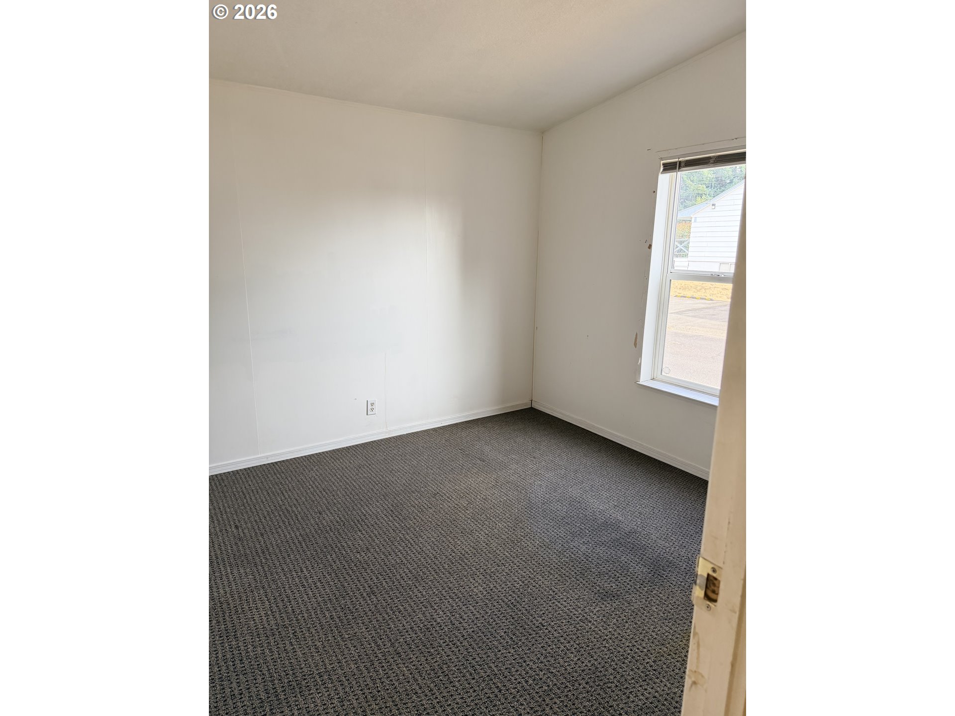 700 N MILL ST 100