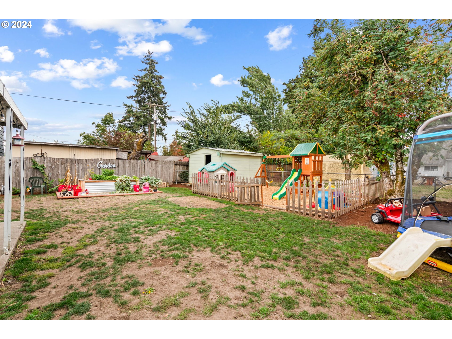 2619 CENTENNIAL BLVD