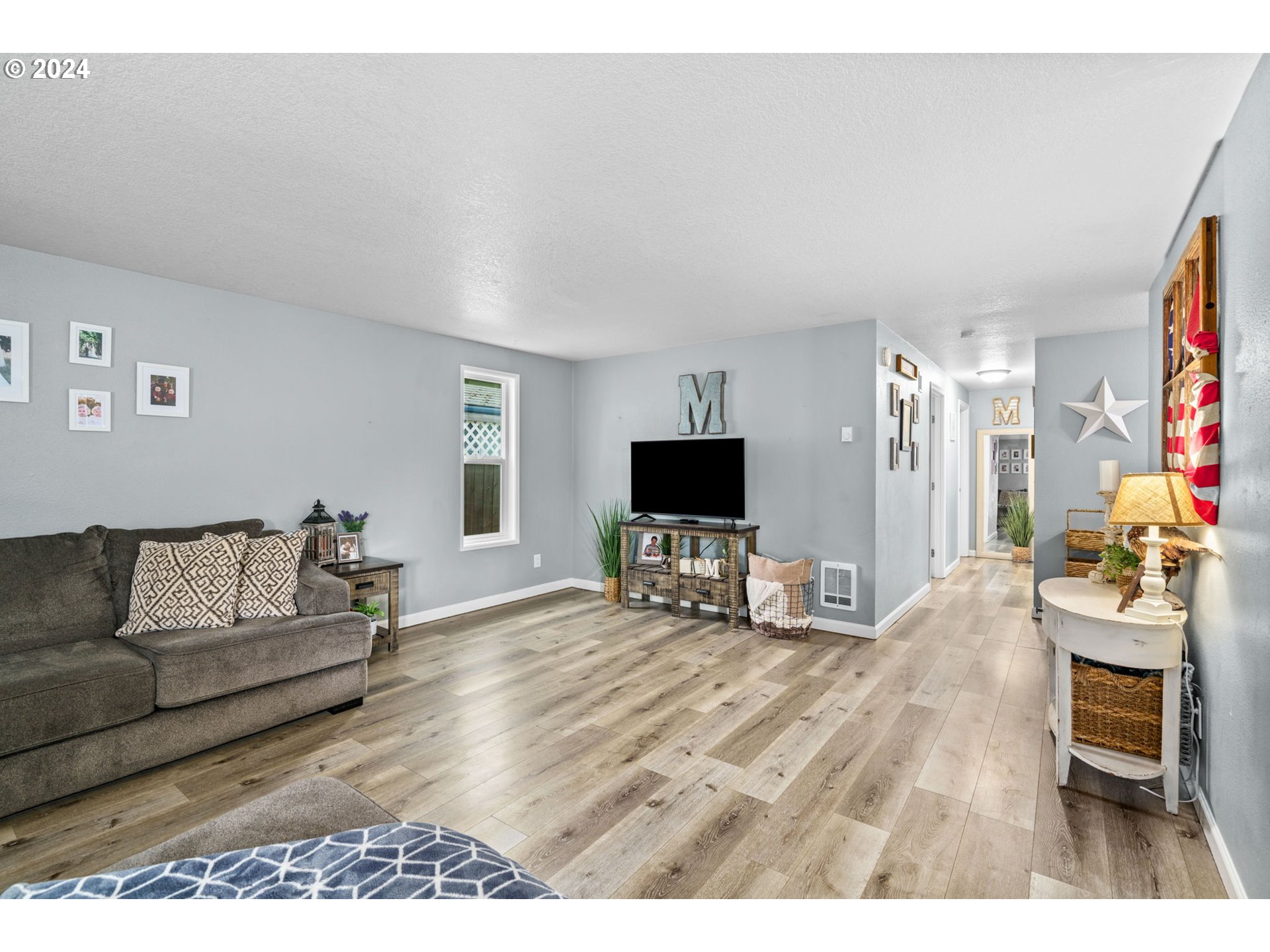 2619 CENTENNIAL BLVD