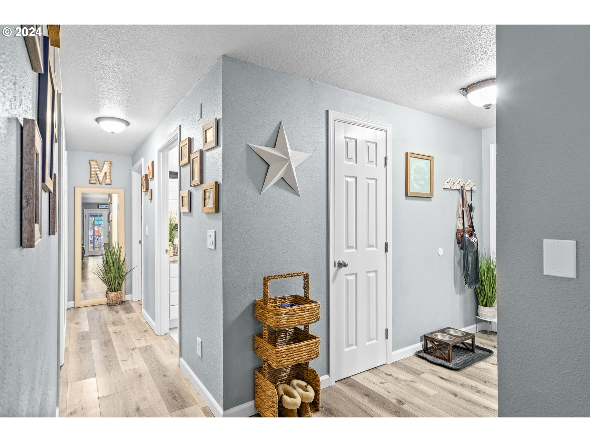 2619 CENTENNIAL BLVD