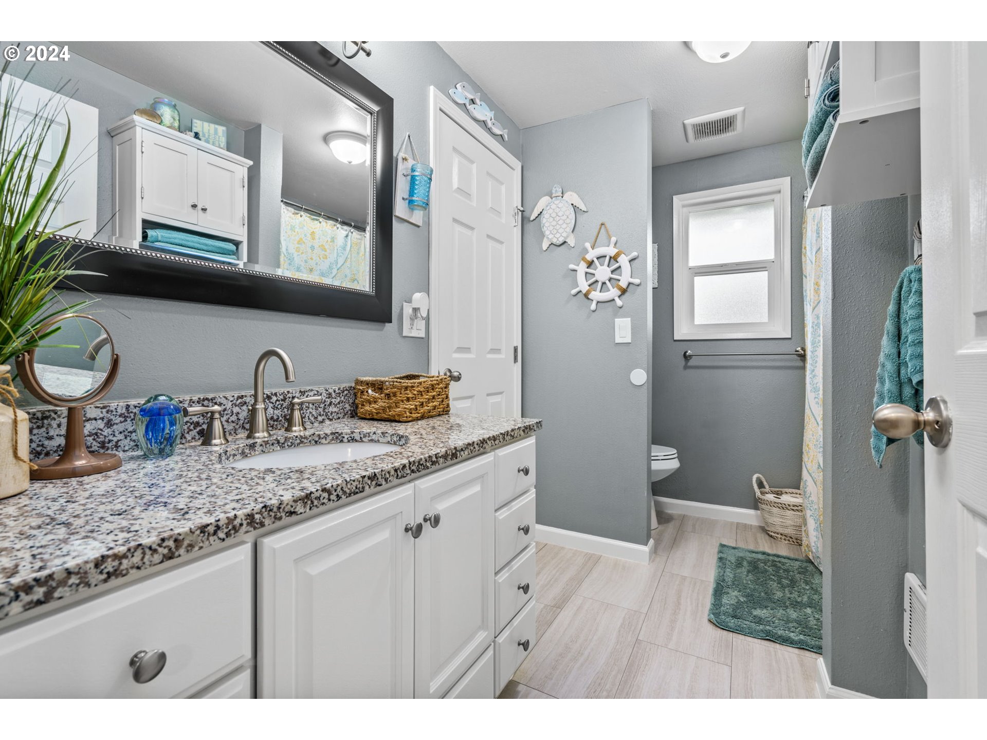 2619 CENTENNIAL BLVD