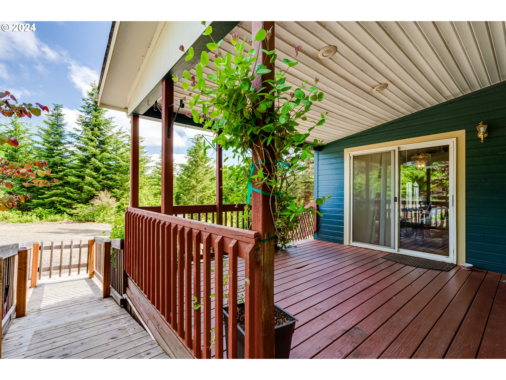 84842 S WILLAMETTE ST