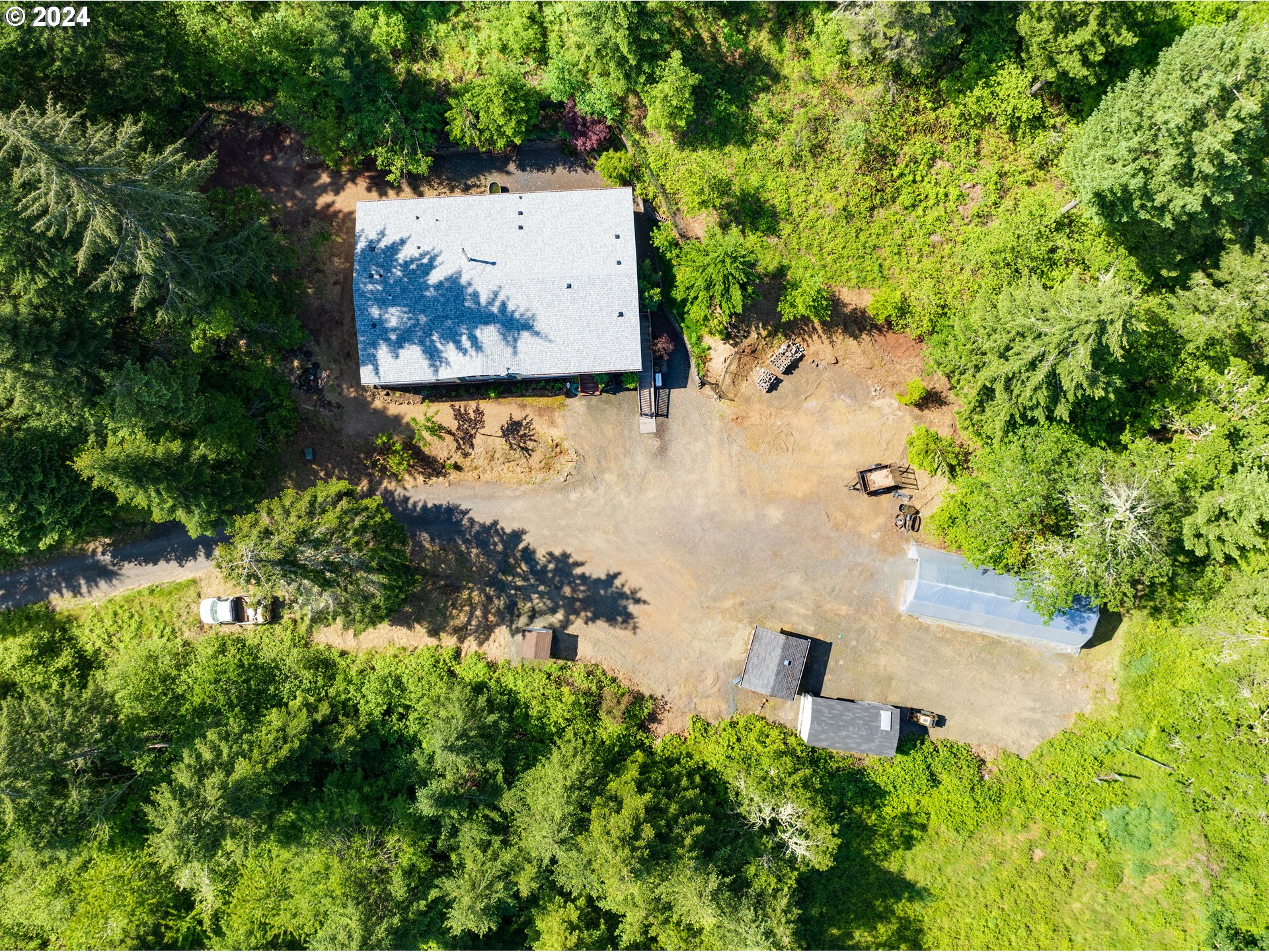 84842 S WILLAMETTE ST