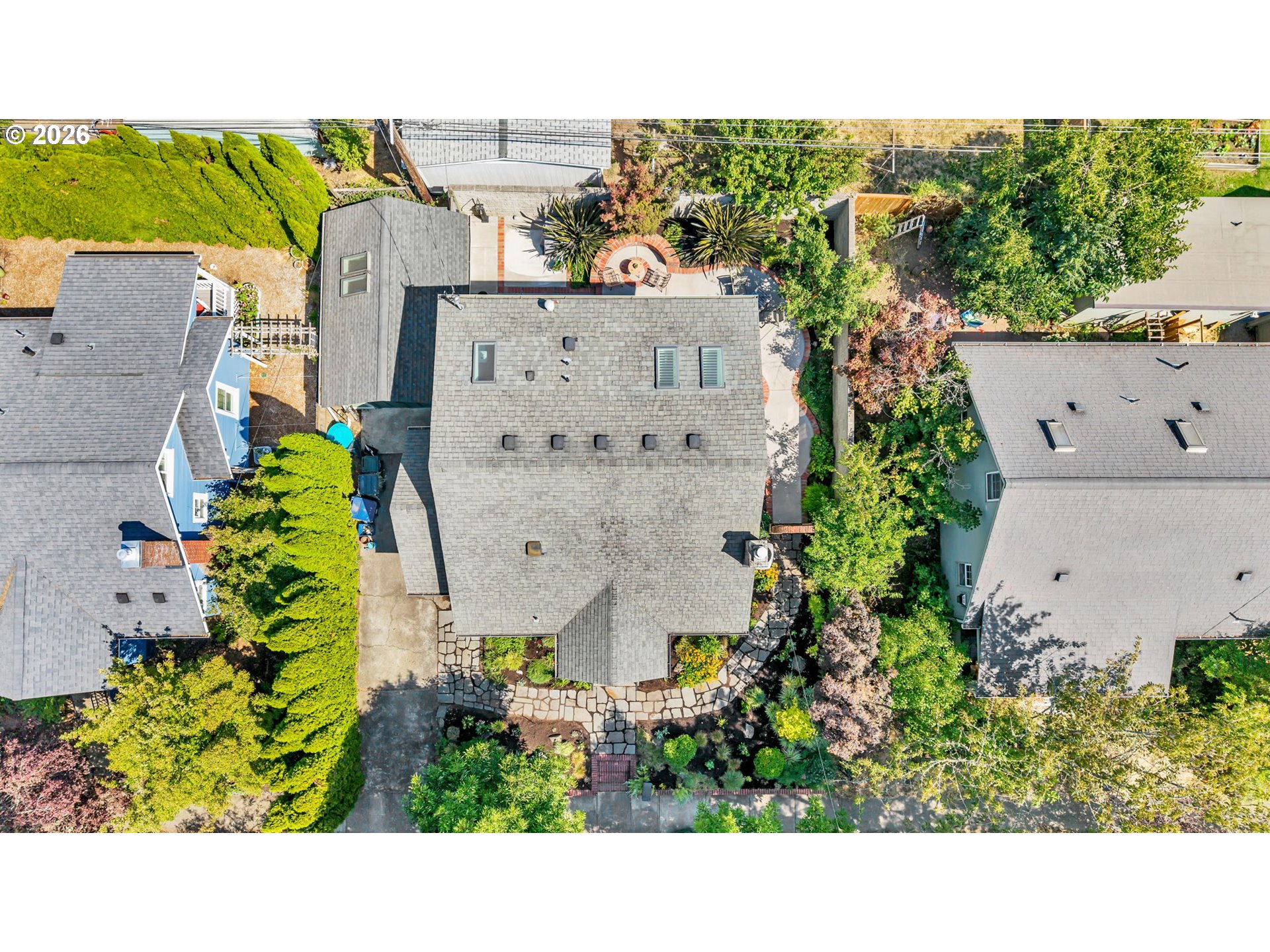 39 ASH ST