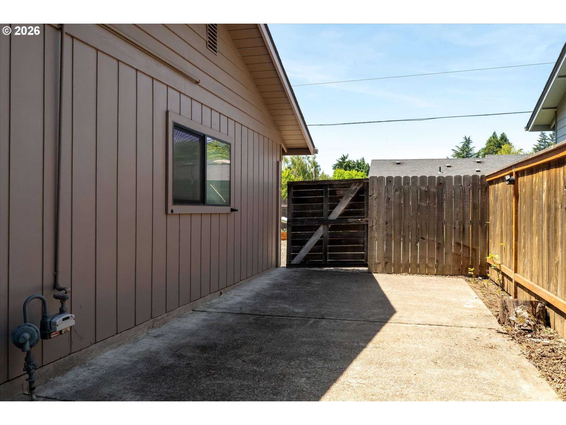 3820 KENDRA ST