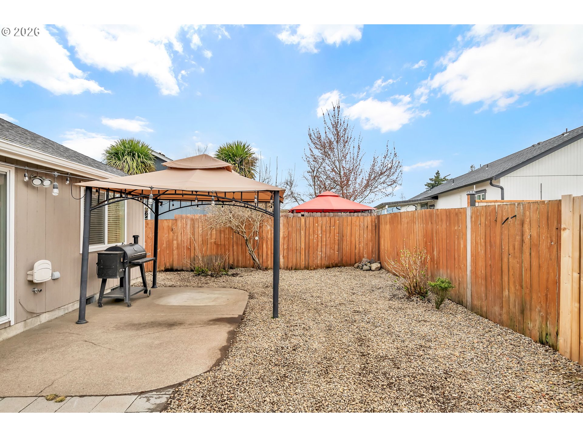 41 SANDALWOOD LOOP