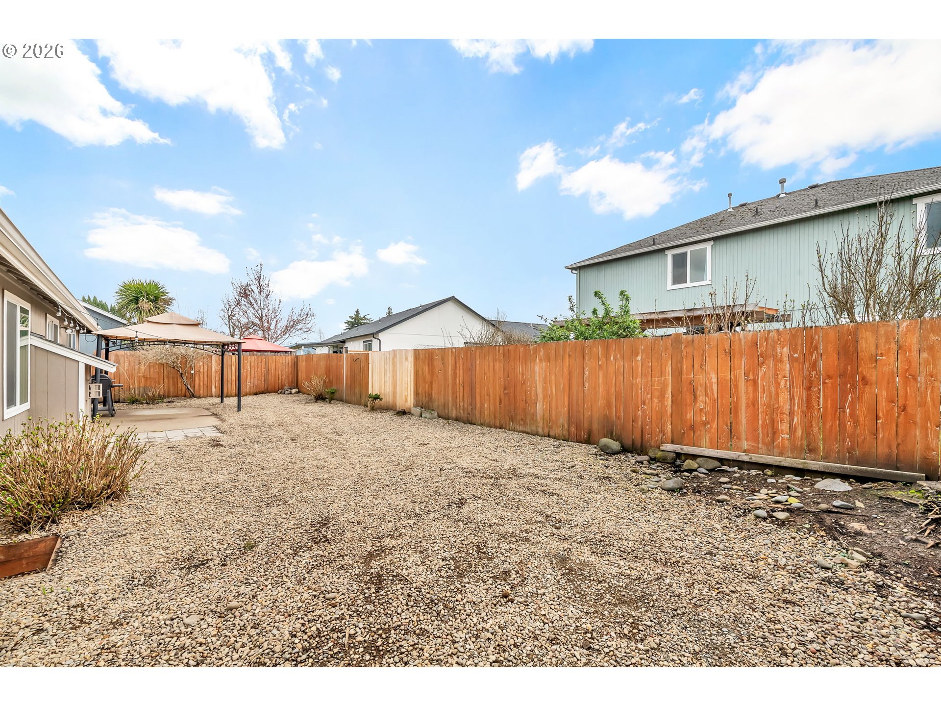 41 SANDALWOOD LOOP