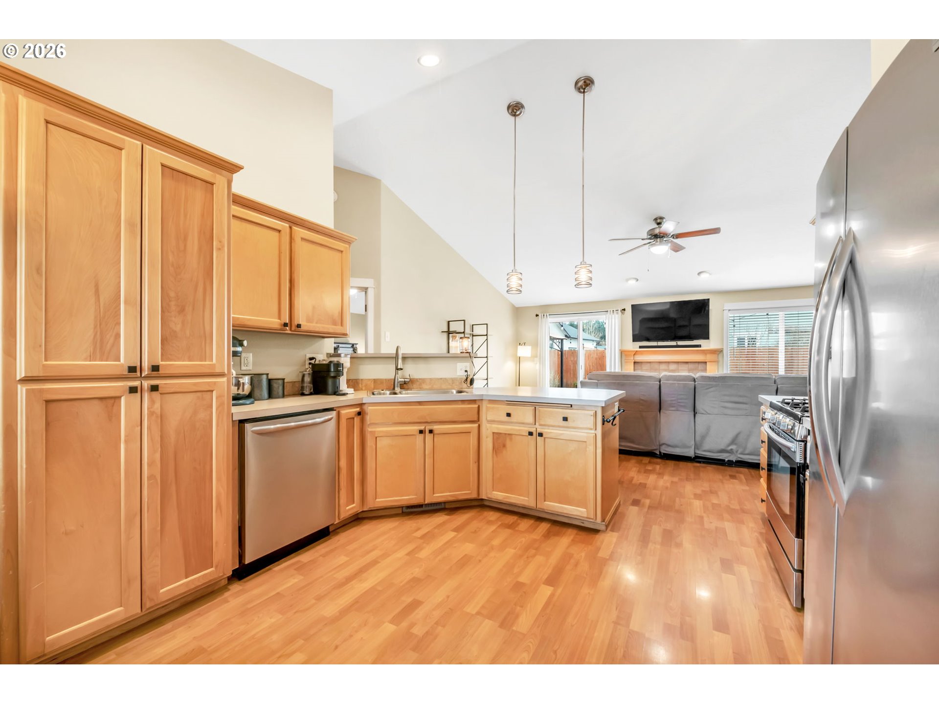 41 SANDALWOOD LOOP