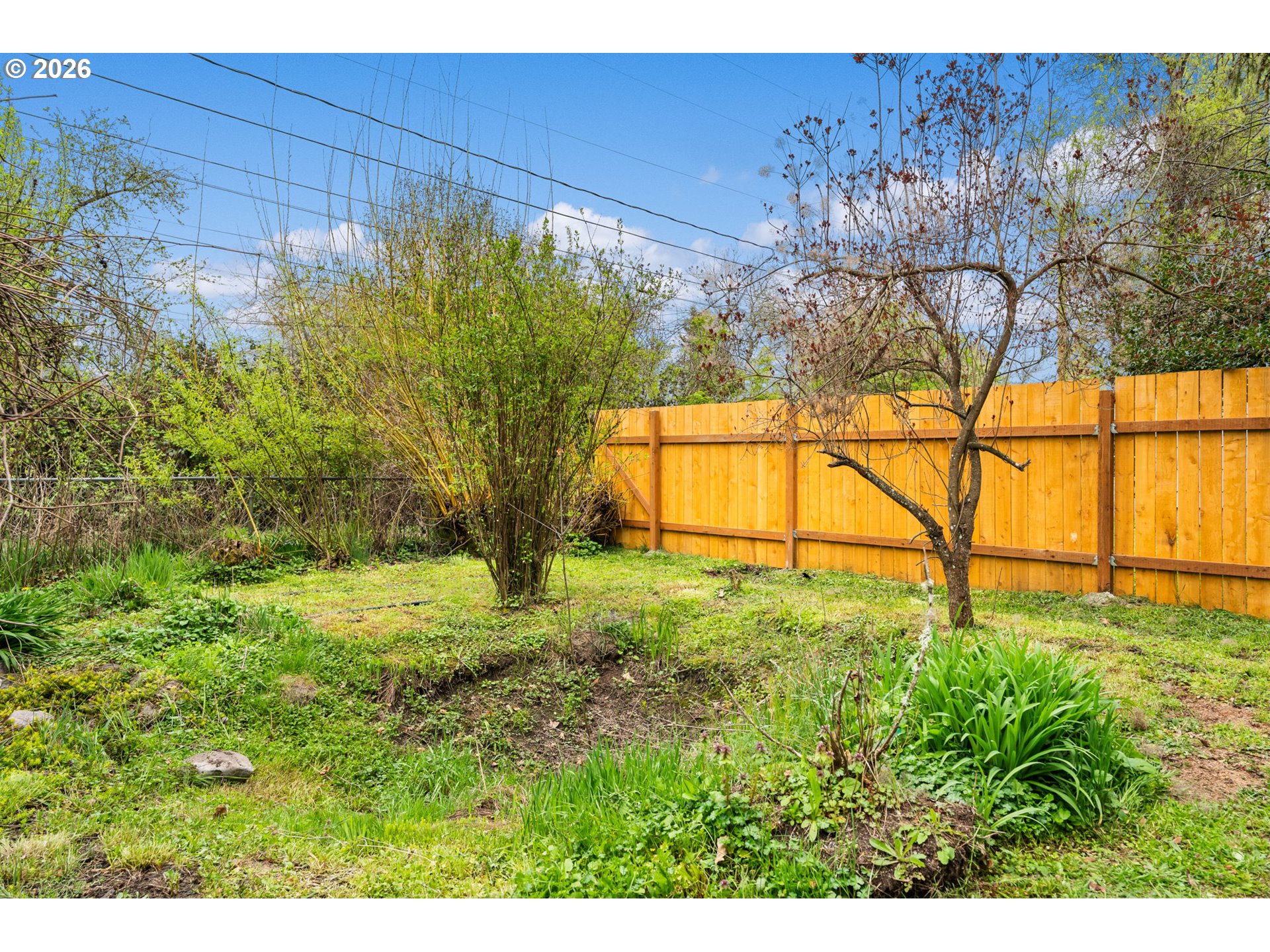 W 15th AVE Lot B
