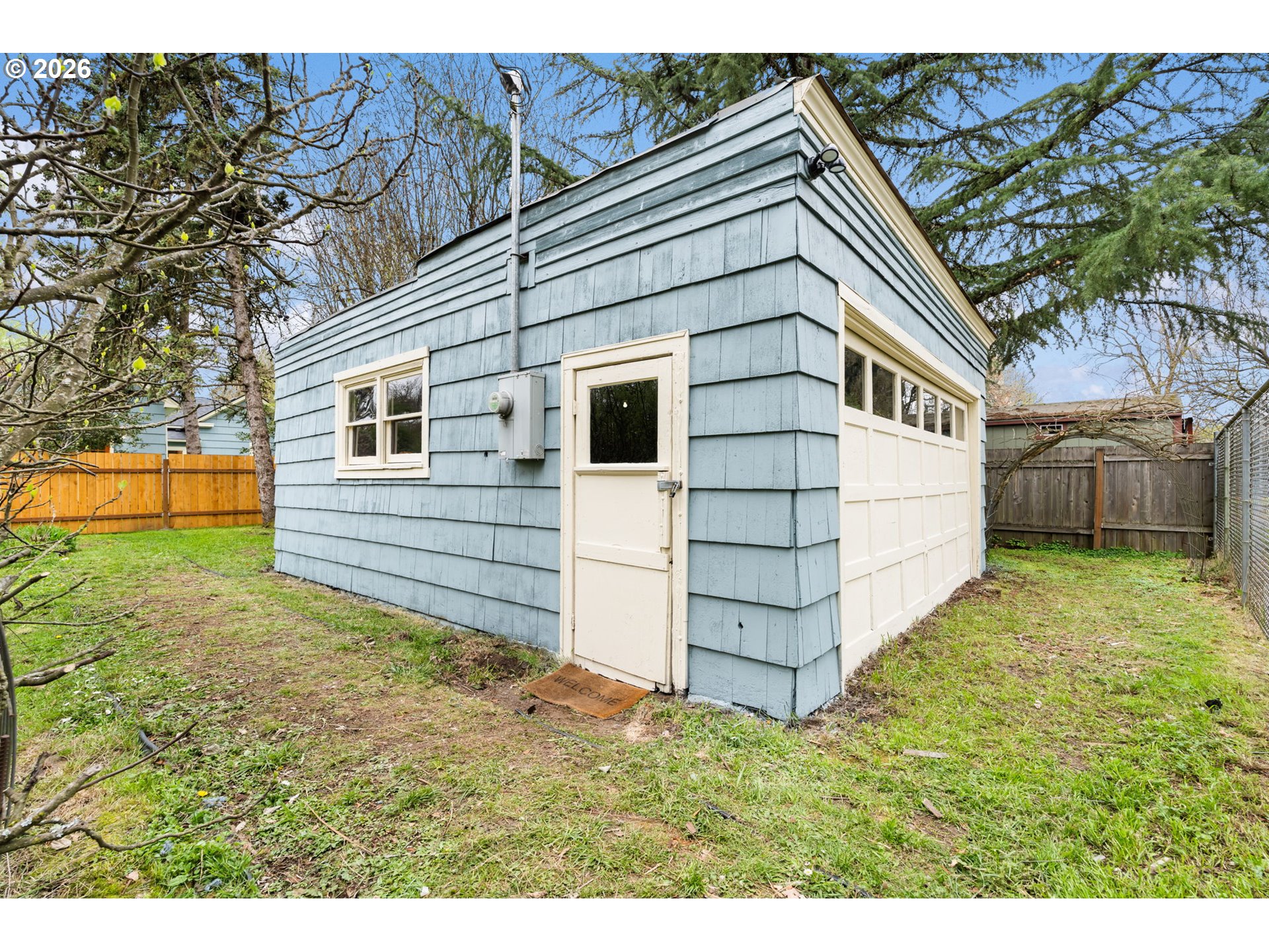 W 15th AVE Lot B