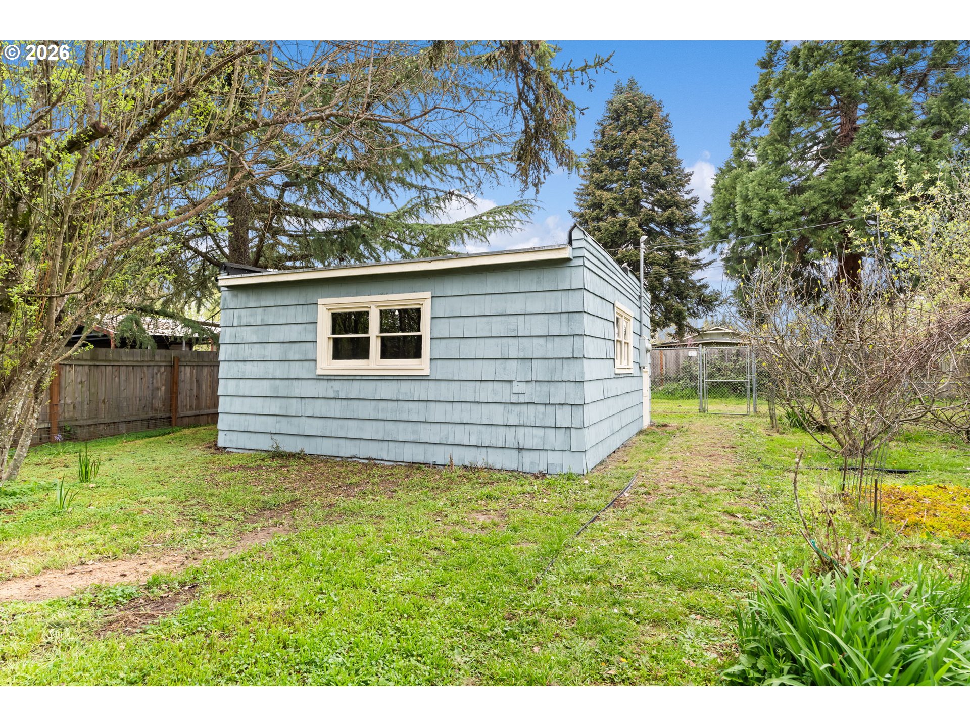 W 15th AVE Lot B