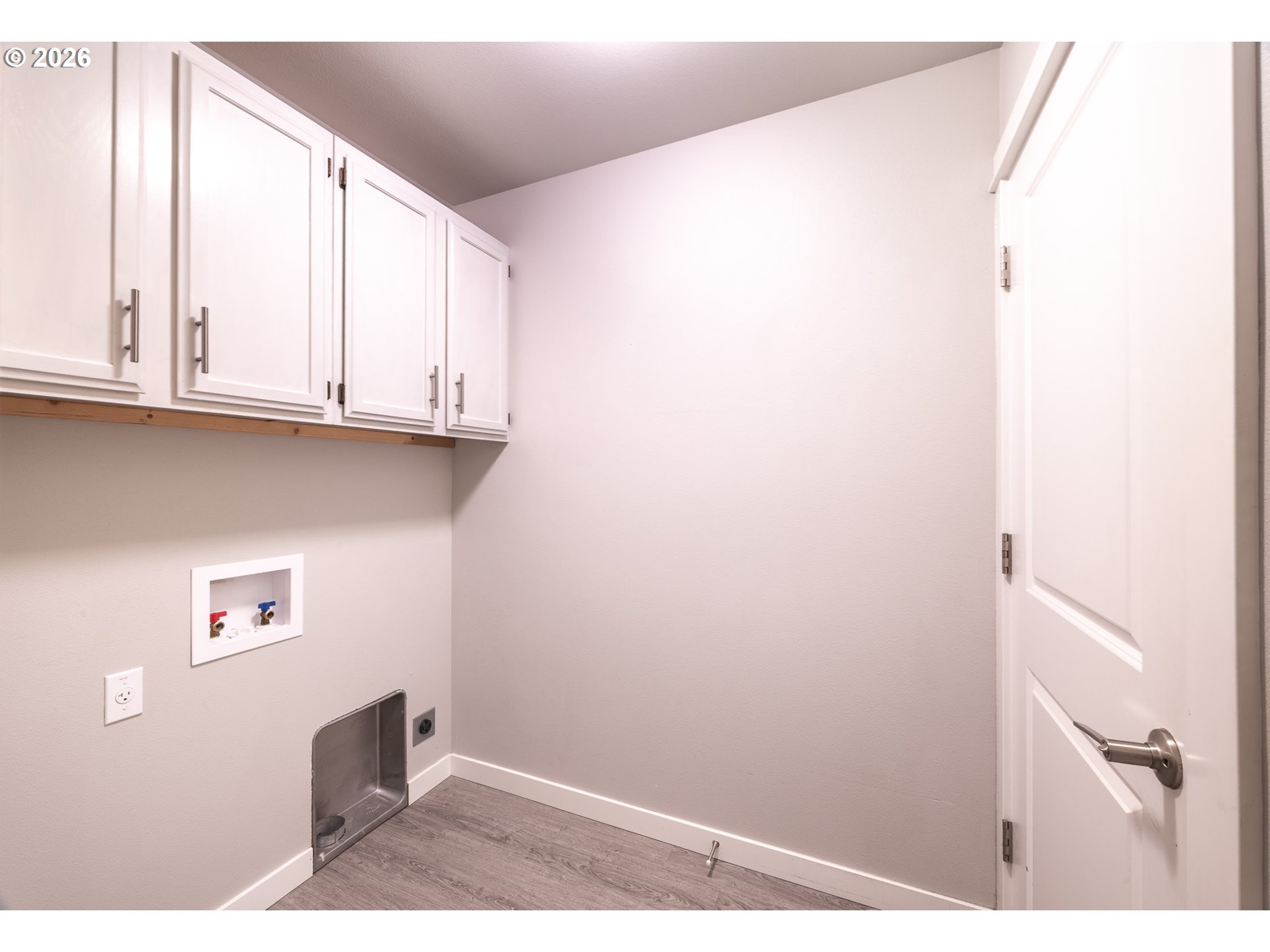 160 BRAXTON CT