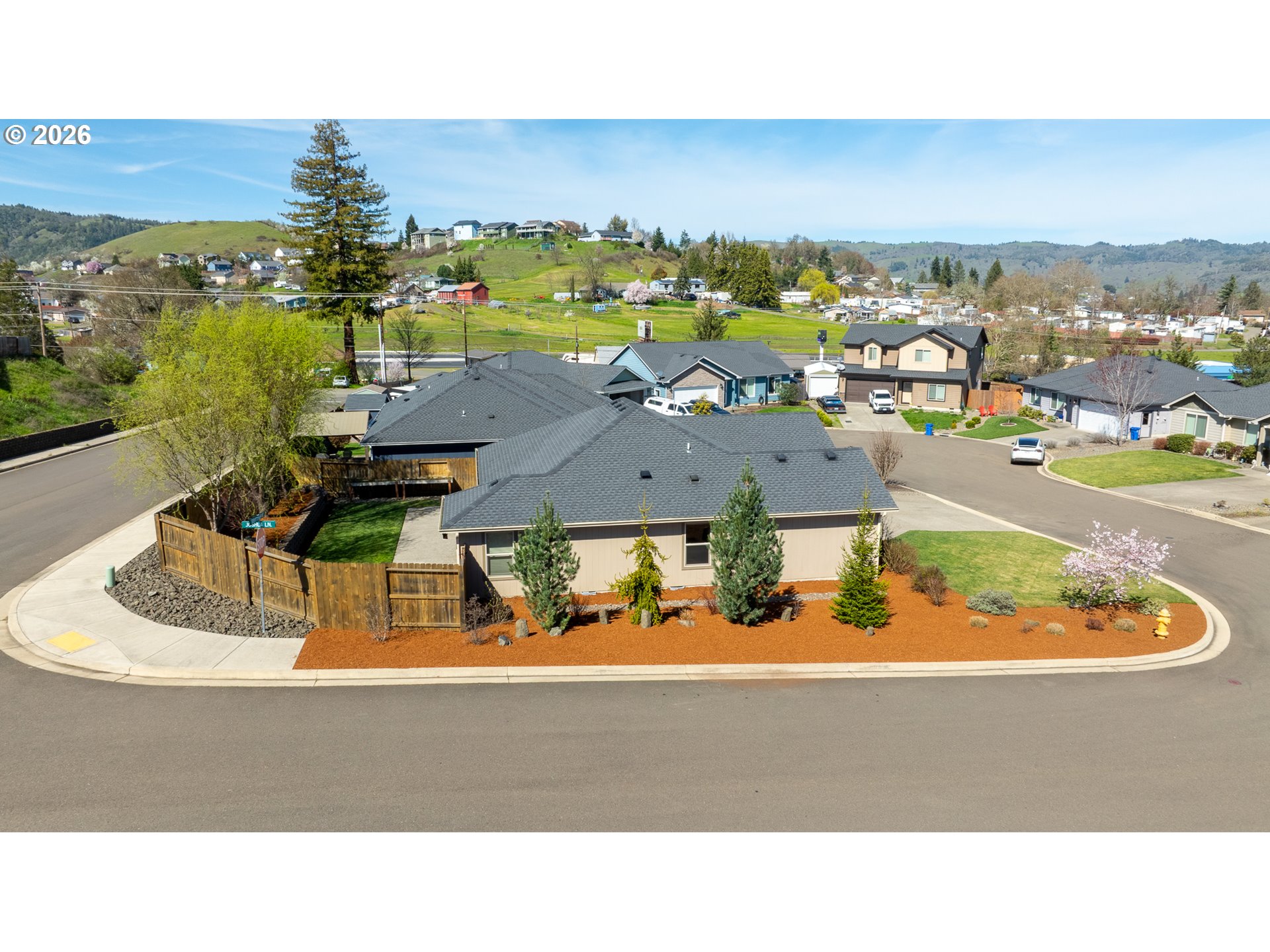 160 BRAXTON CT