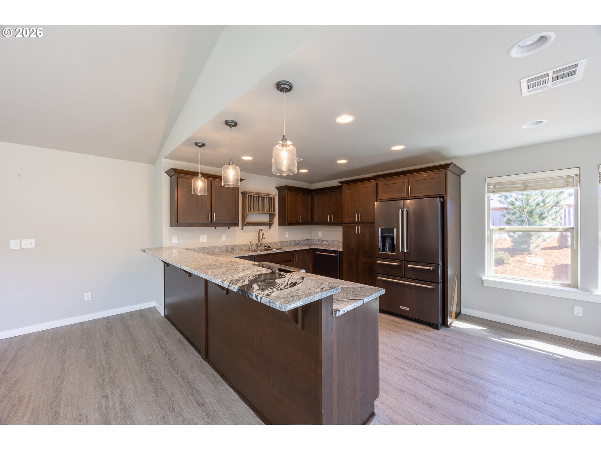 160 BRAXTON CT