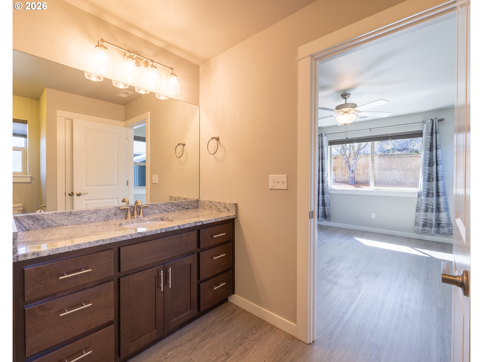 160 BRAXTON CT