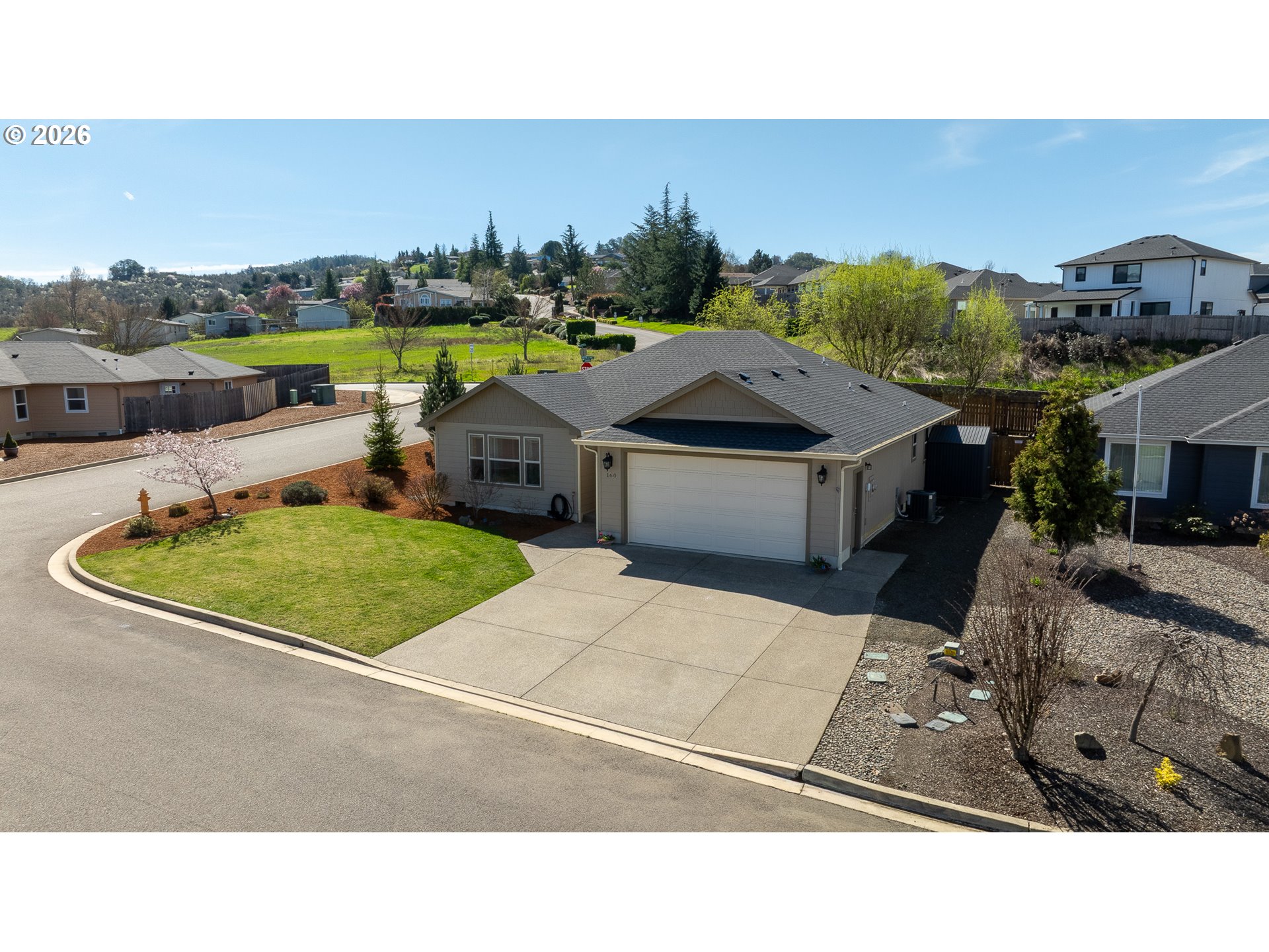 160 BRAXTON CT