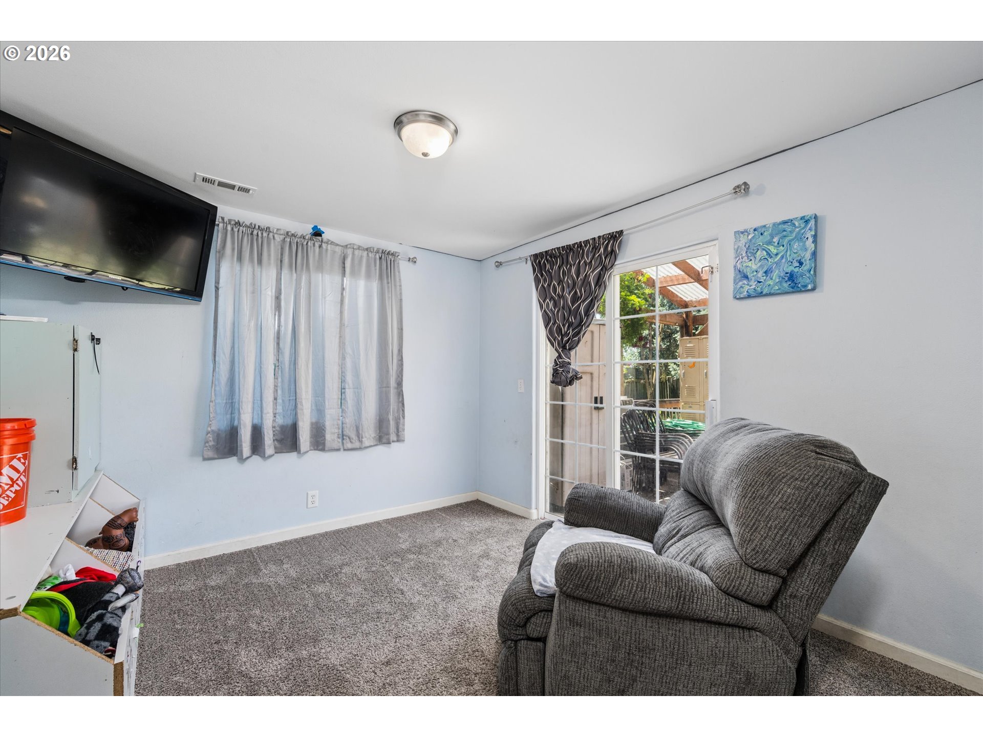 995 KINTZLEY AVE