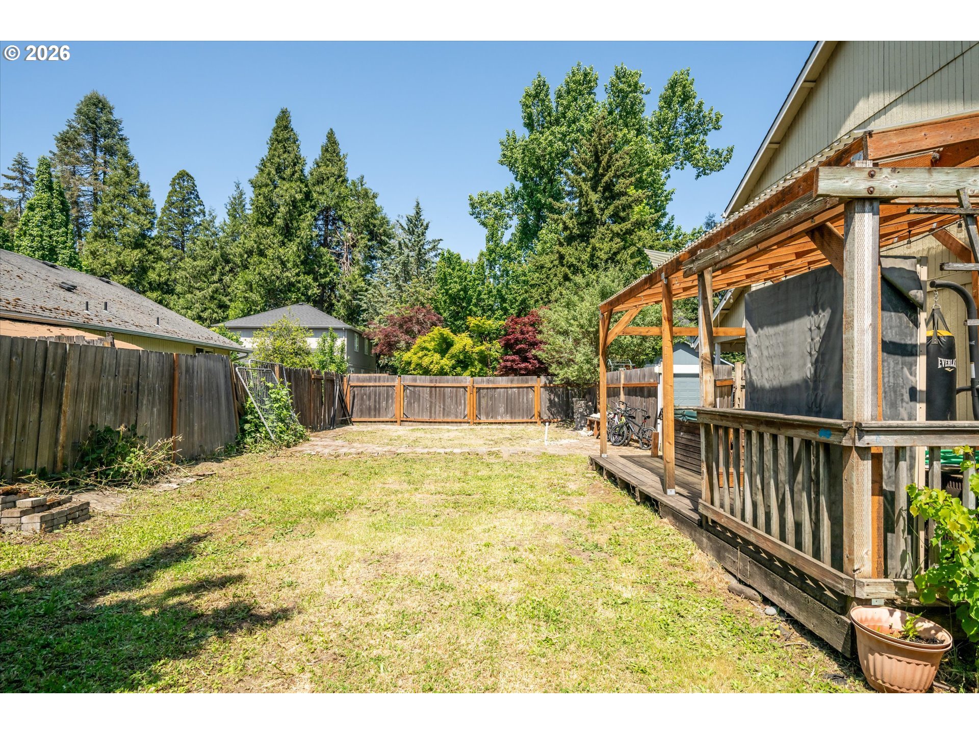995 KINTZLEY AVE