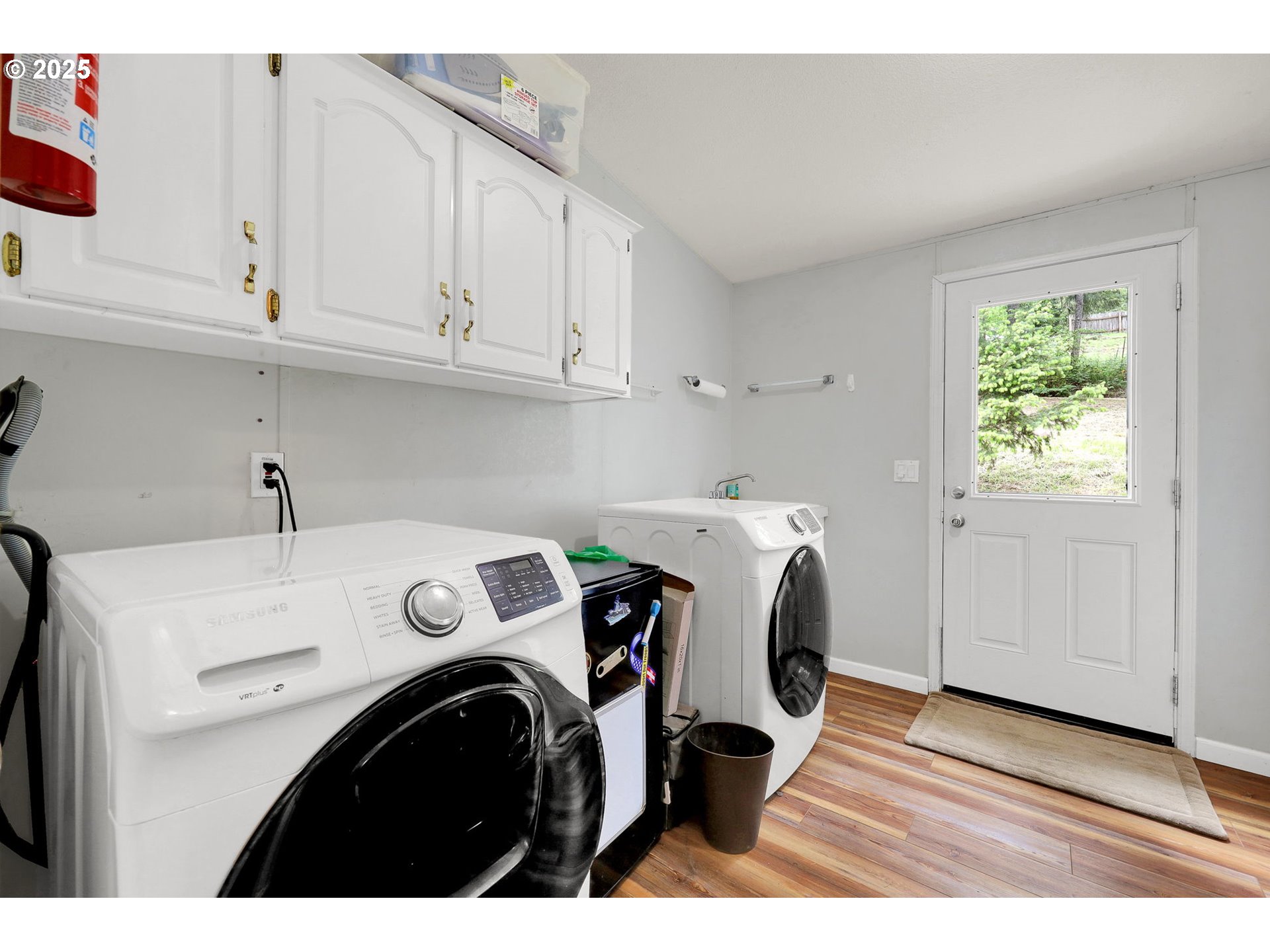 27840 BERRY HILL WAY