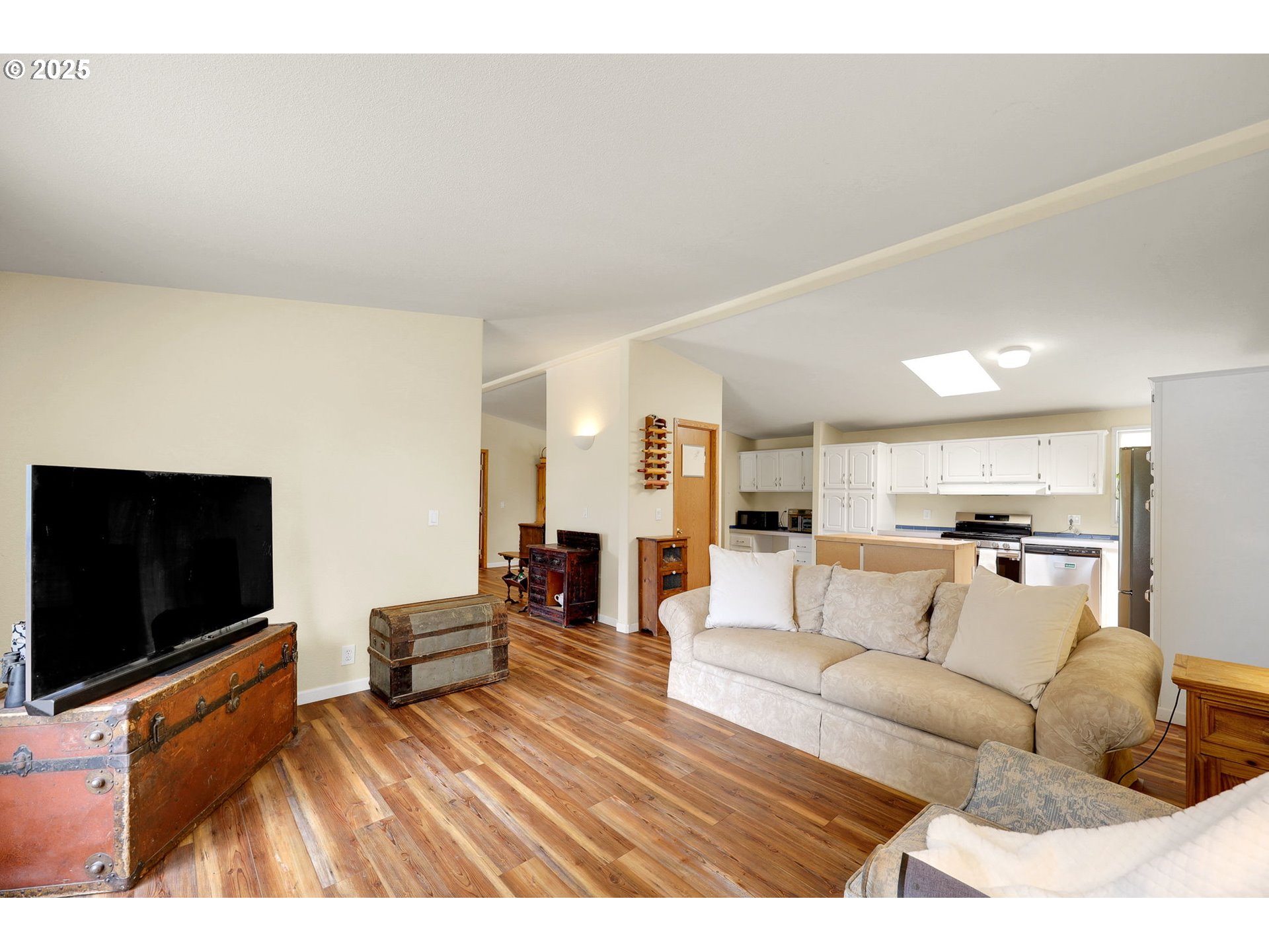 27840 BERRY HILL WAY