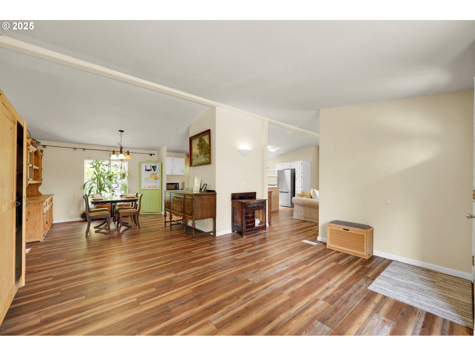 27840 BERRY HILL WAY