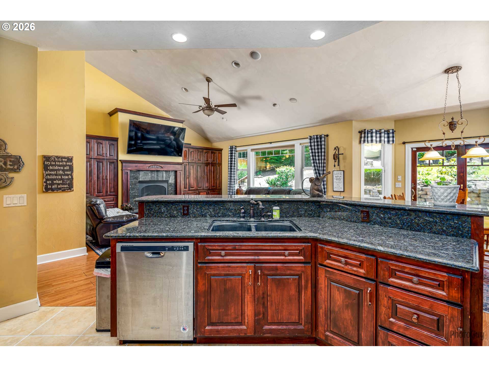 6171 FERNHILL LOOP